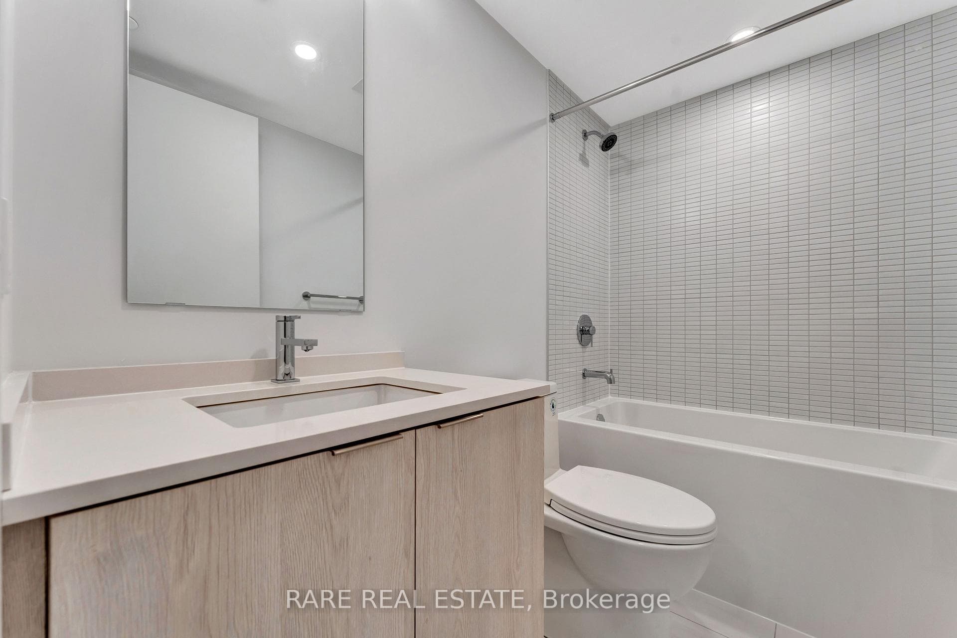 Second Bathroom With Tub