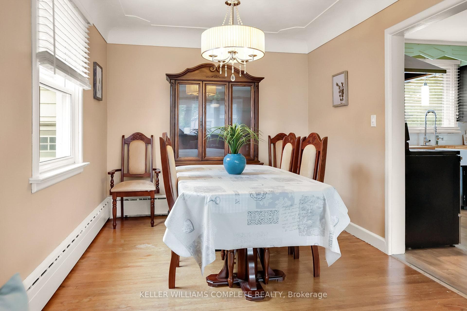548 Upper Sherman Avenue photo 6