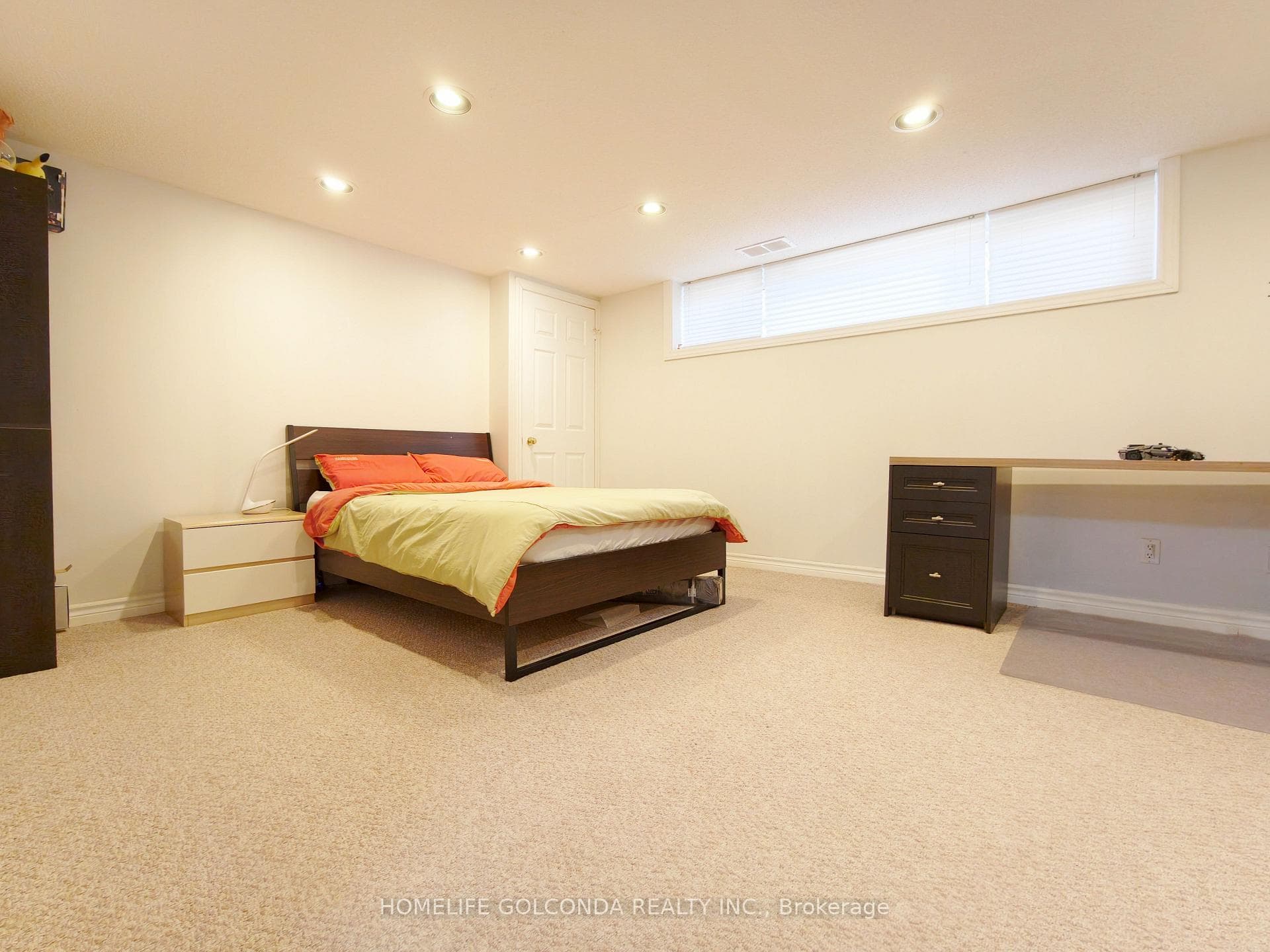 6 Summerfeldt Crescent photo 16