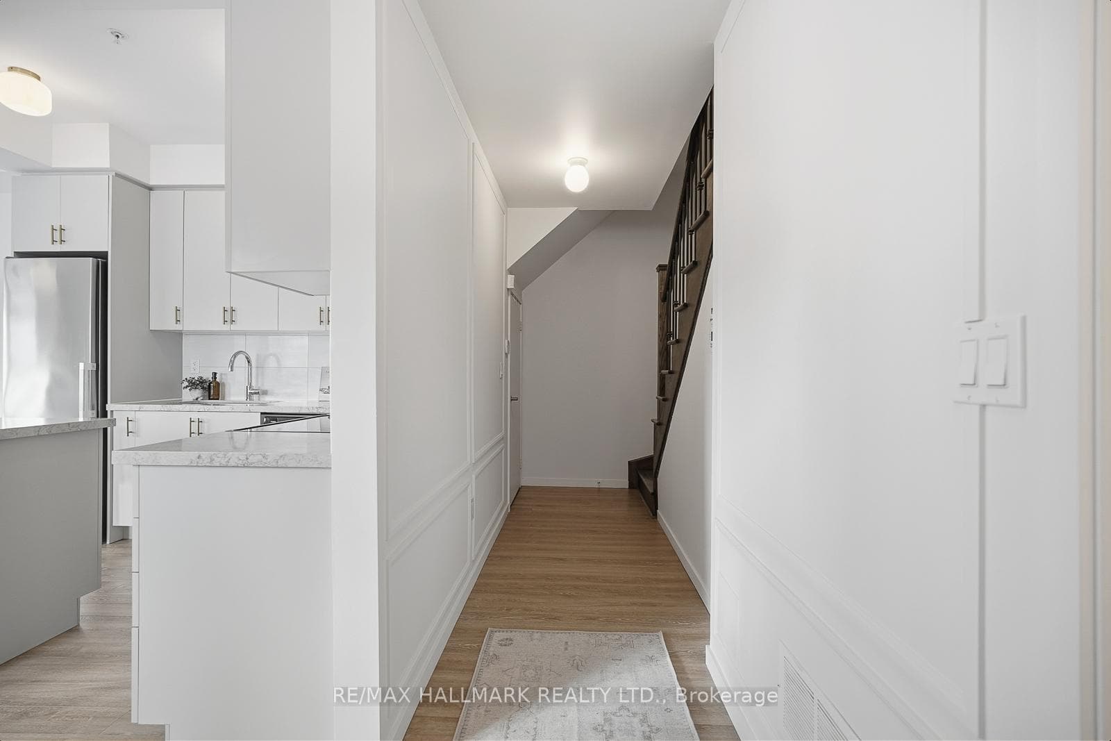 1711 Pure Springs Boulevard Unit 101 photo 19