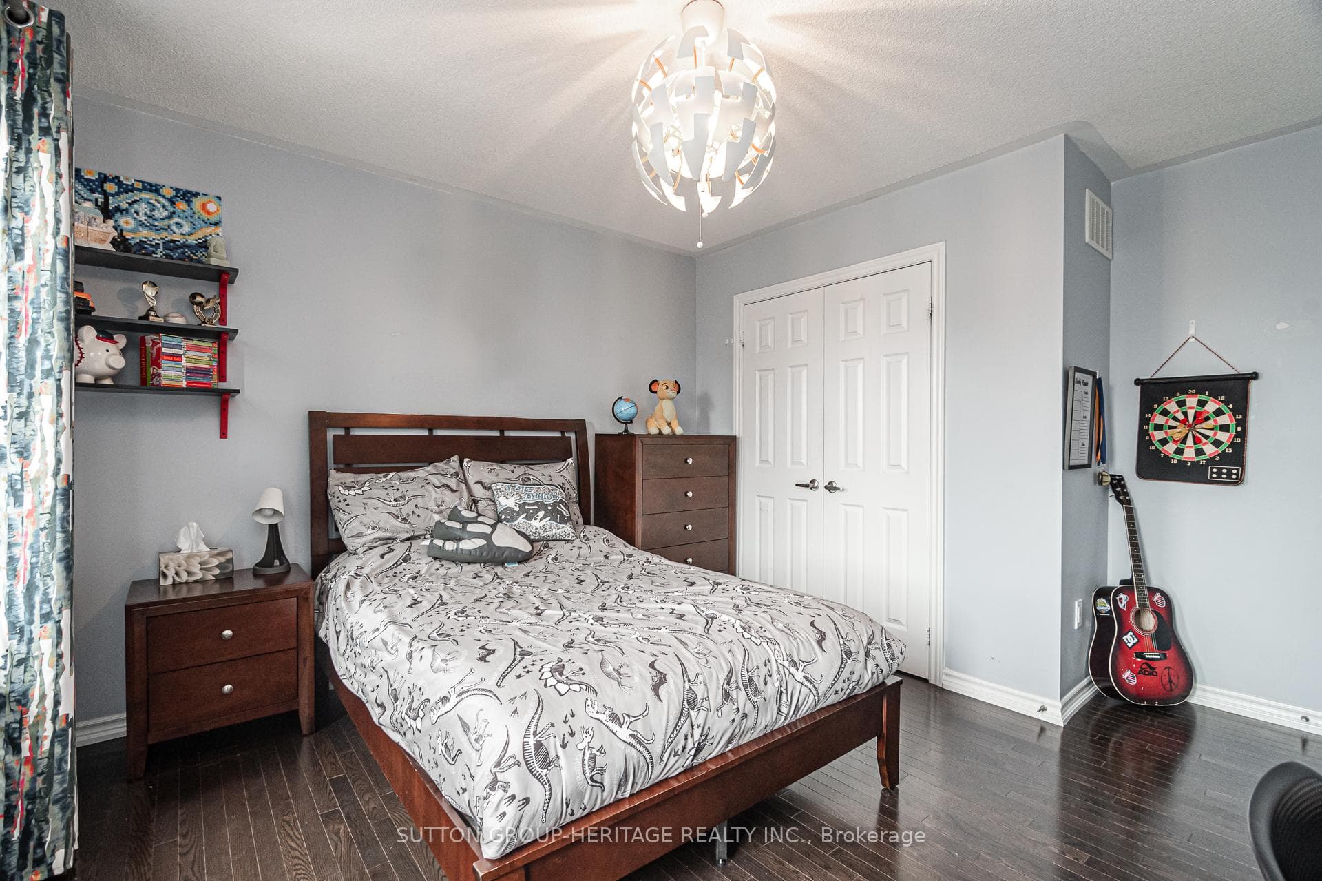 10 Kirk Avenue photo 25