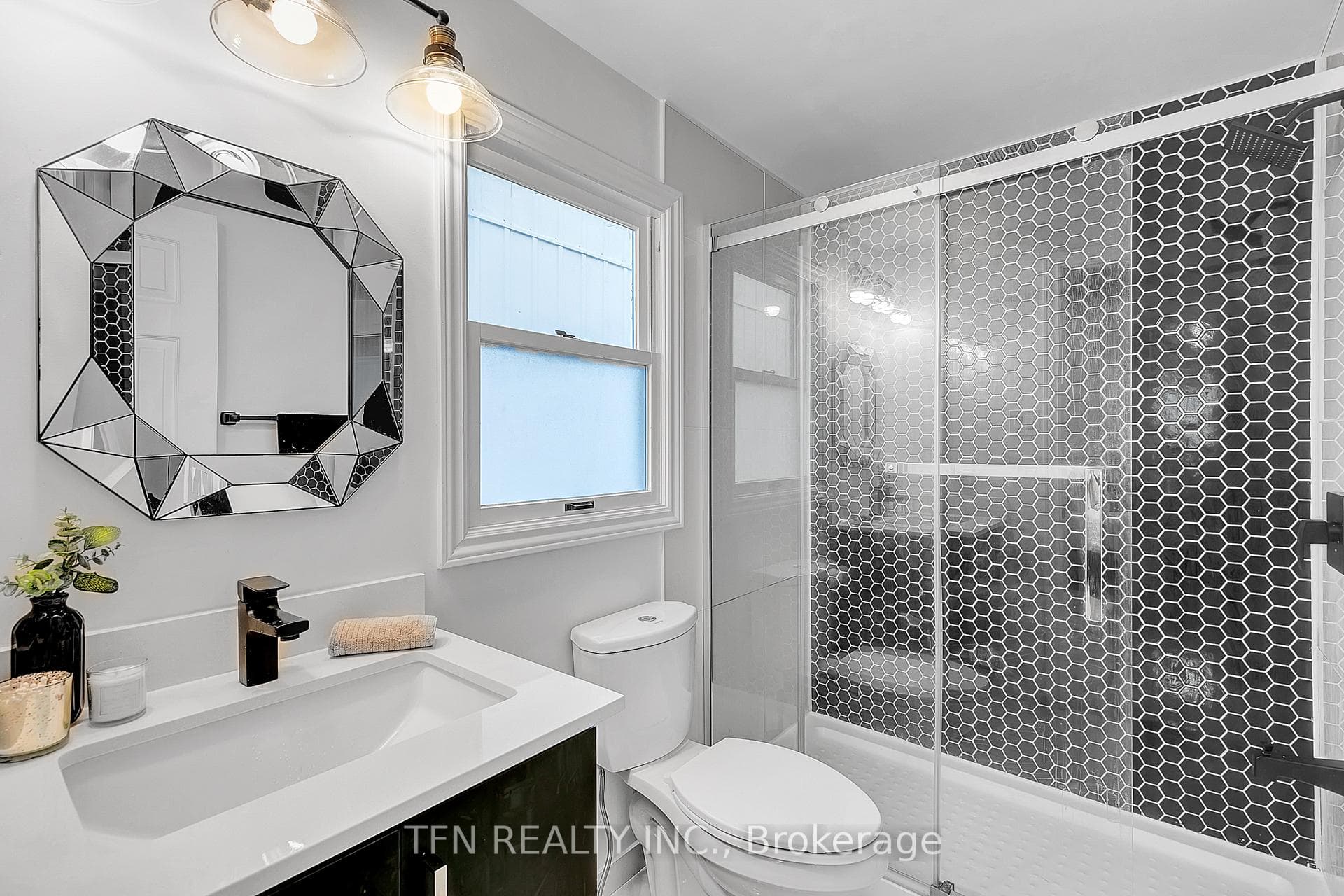 38 Bellrock Drive photo 24