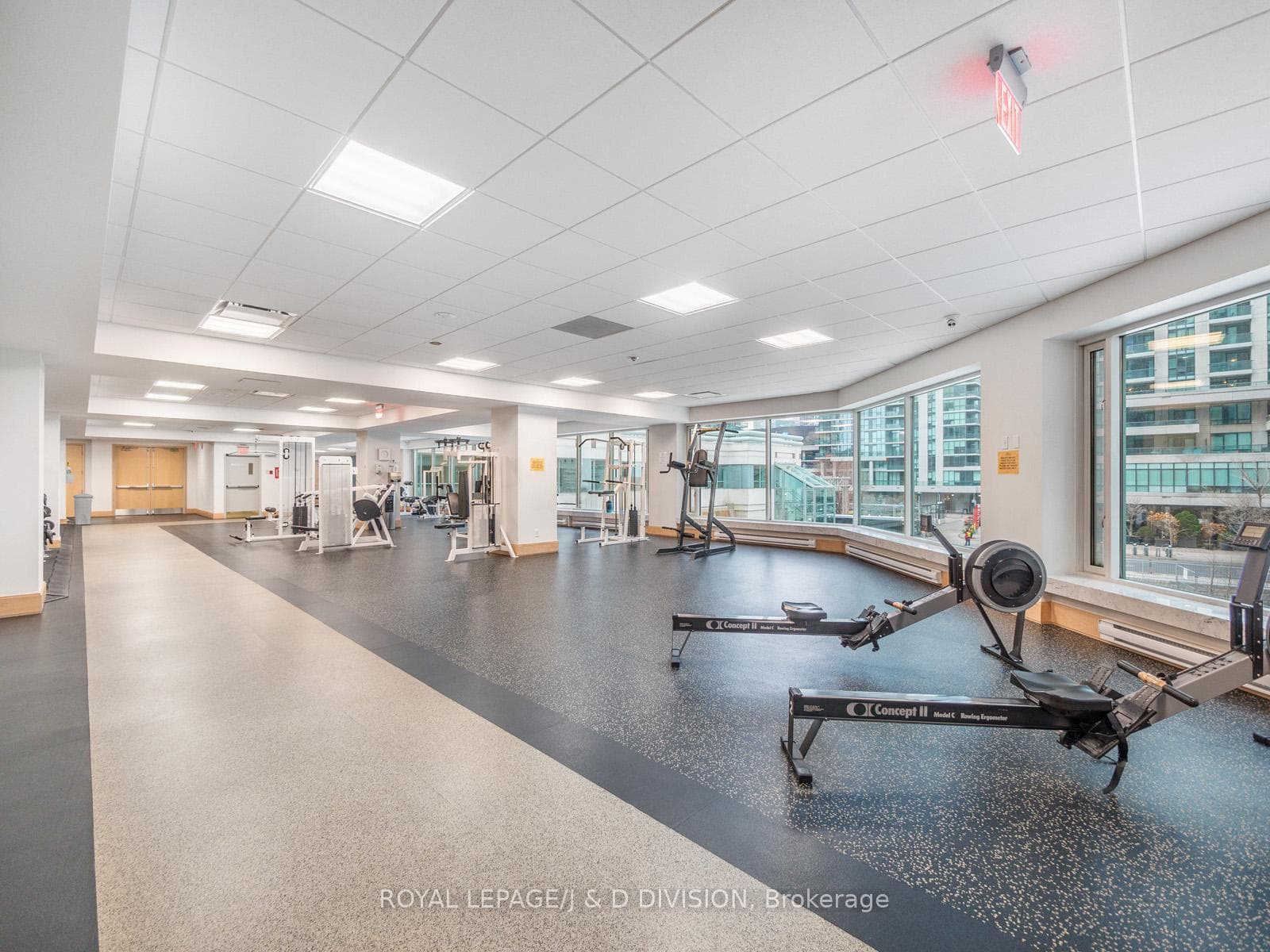 Building Amenities: Gym