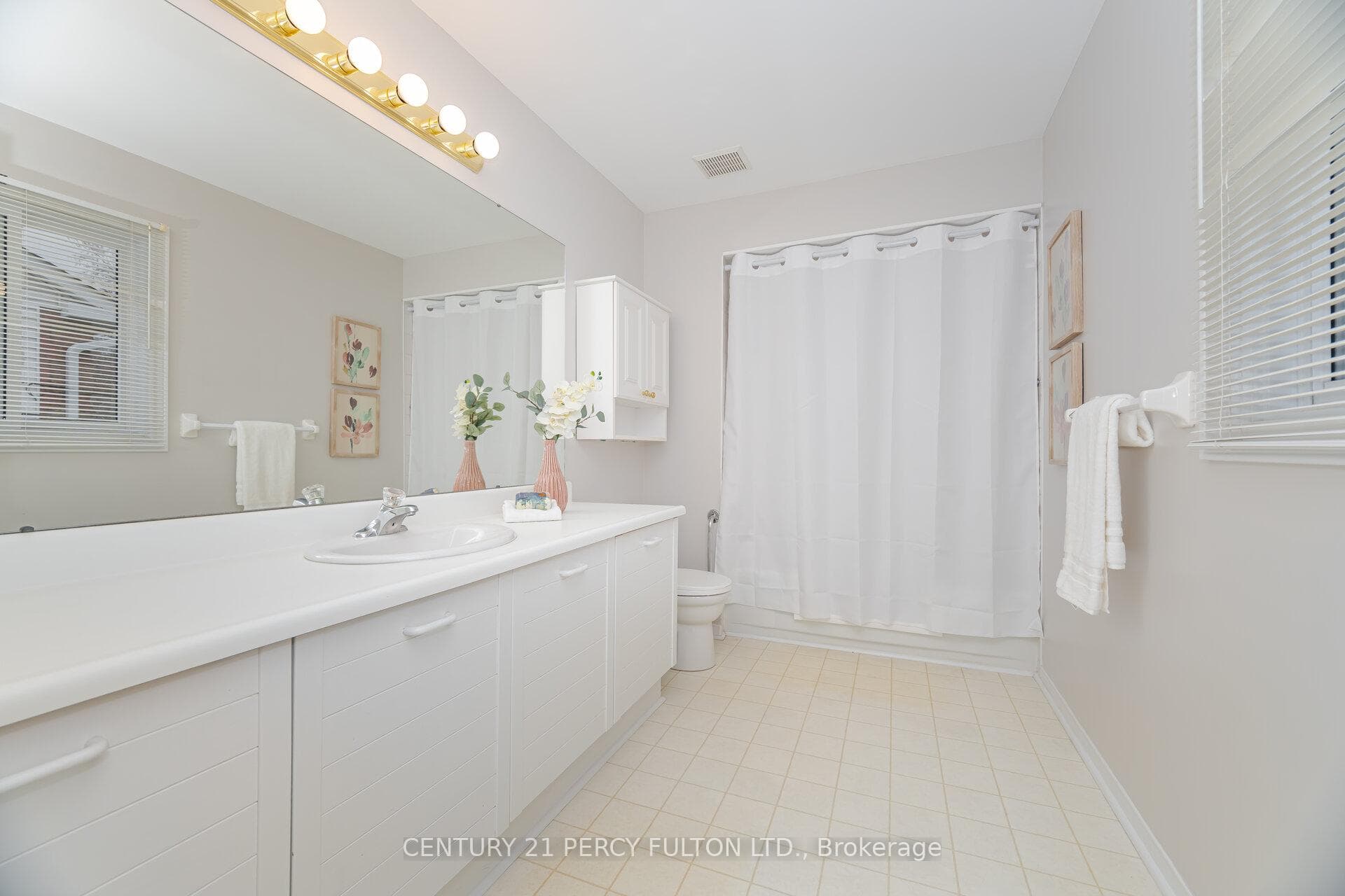 746 Beatty Crescent photo 29