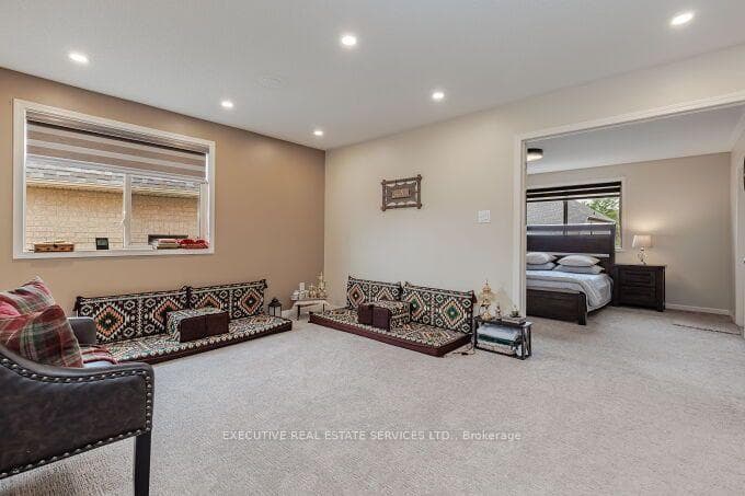 1129 Meighen Way photo 30