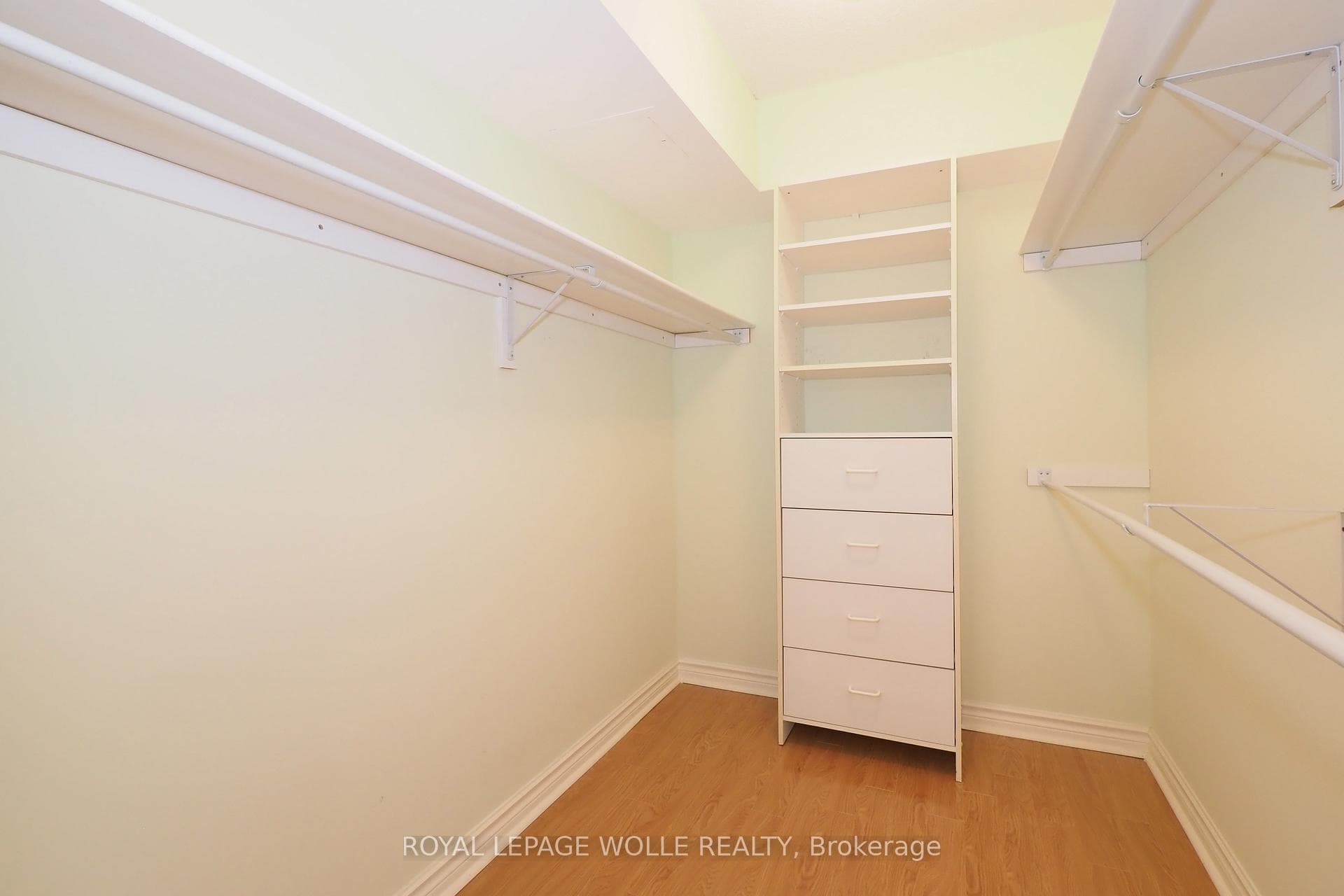4 Willow Street Unit 1103 photo 17