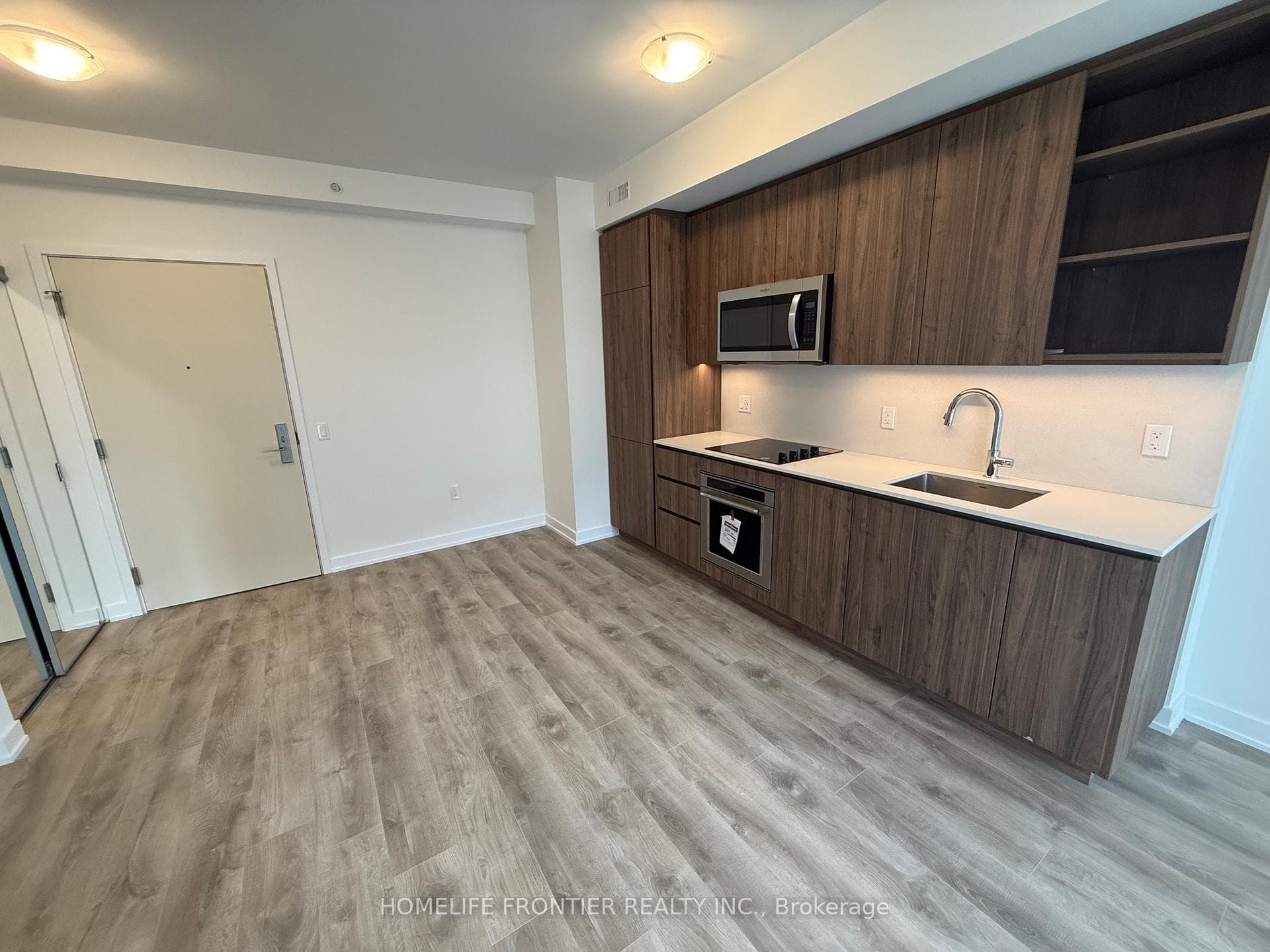 15 Richardson Street Unit 1317 photo 4