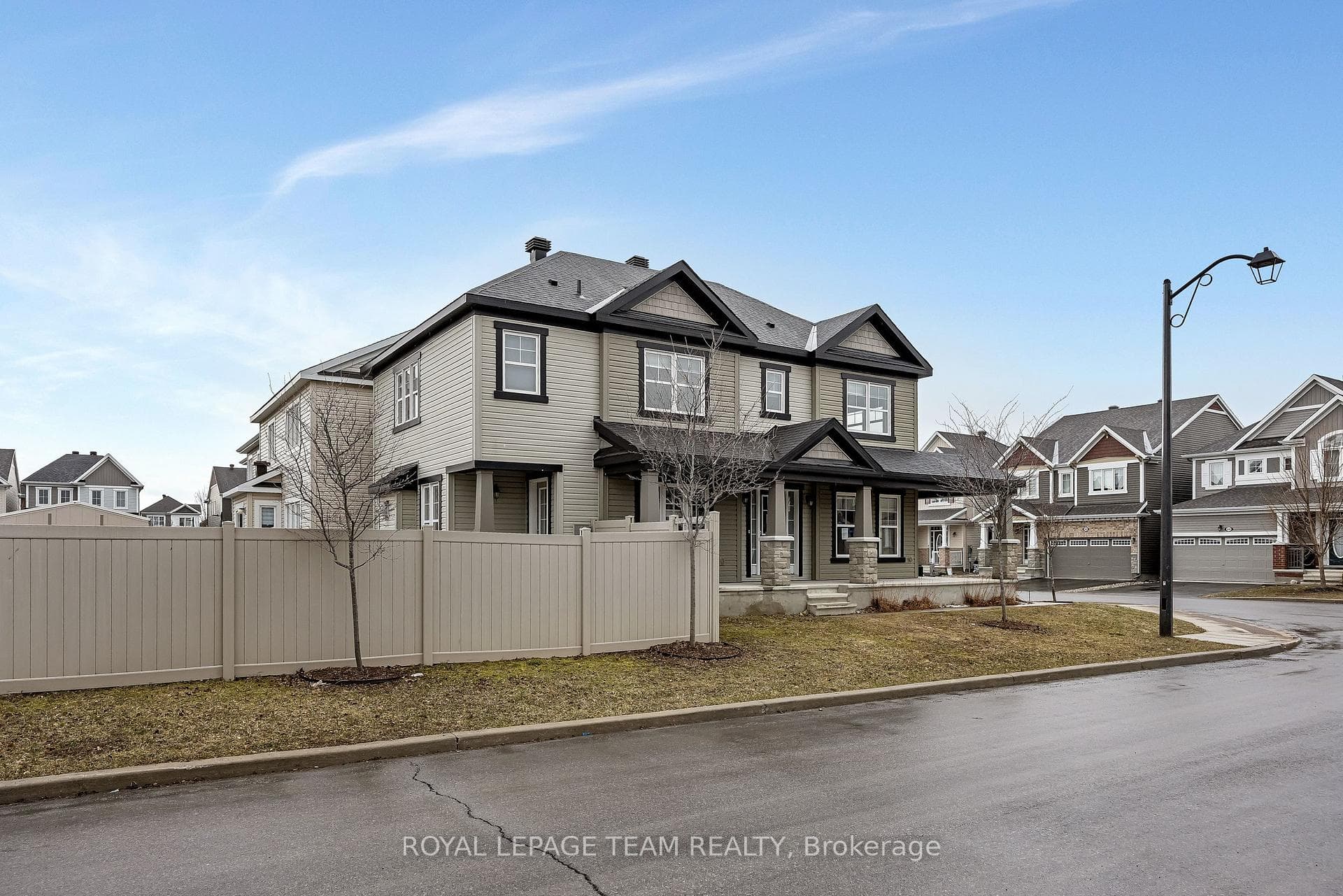 659 Pearl Dace Crescent photo 41