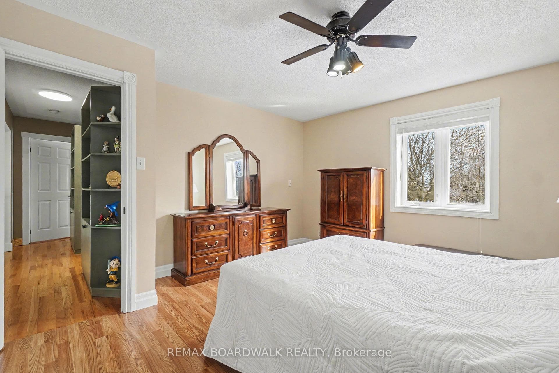 32 Faucher Boulevard photo 22