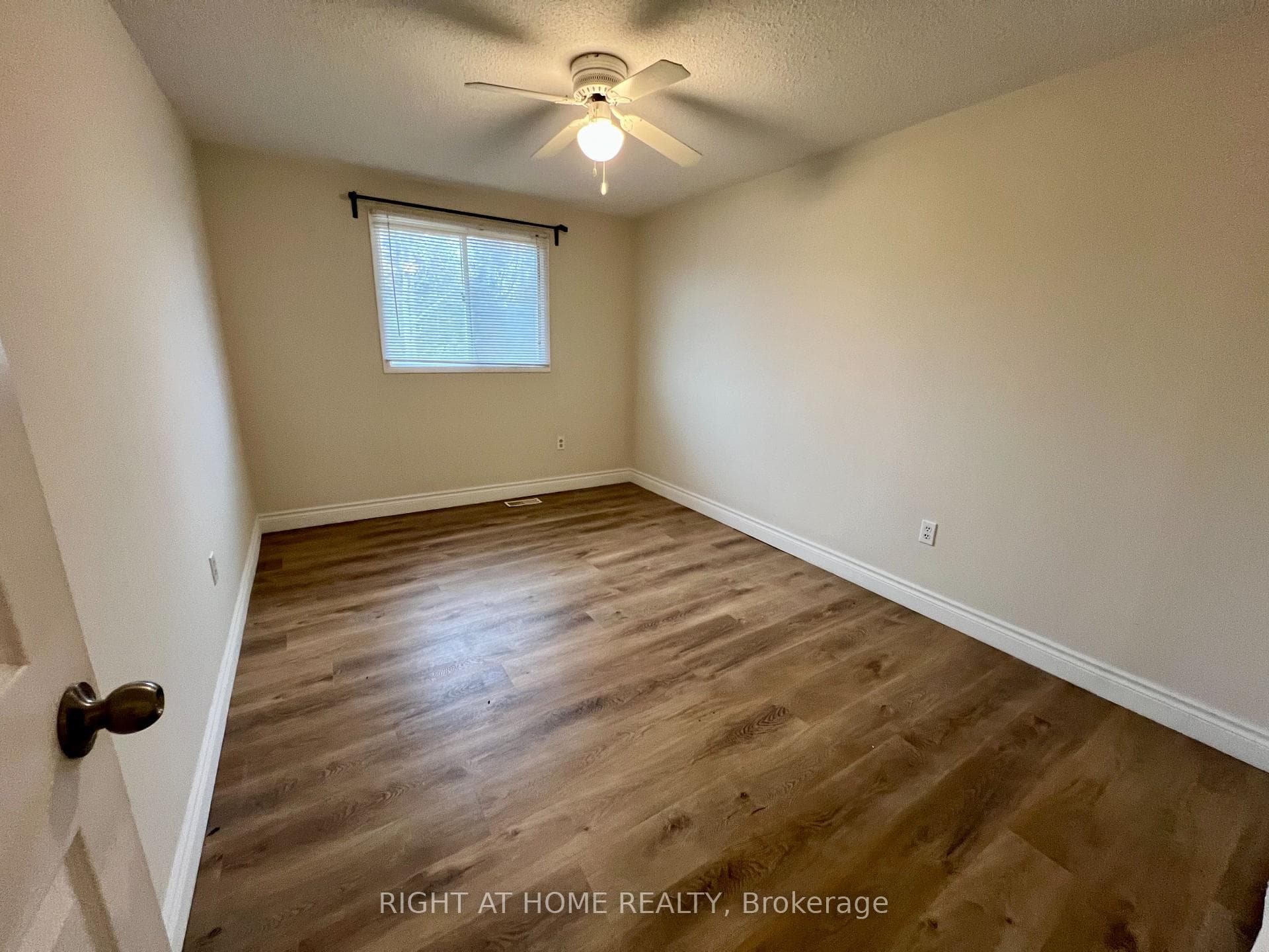 19 Walman Drive photo 14