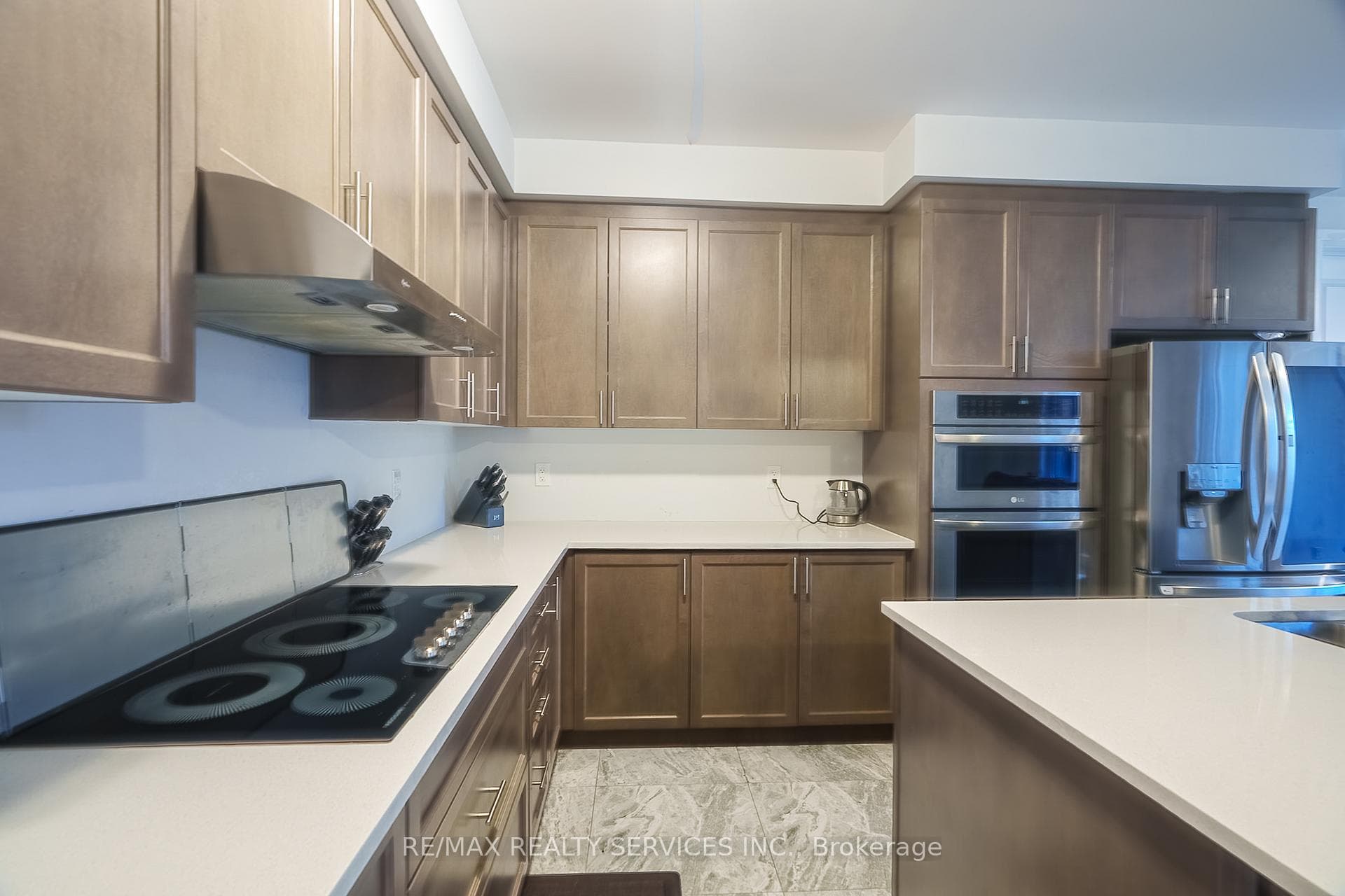 500 Bedi Drive photo 11