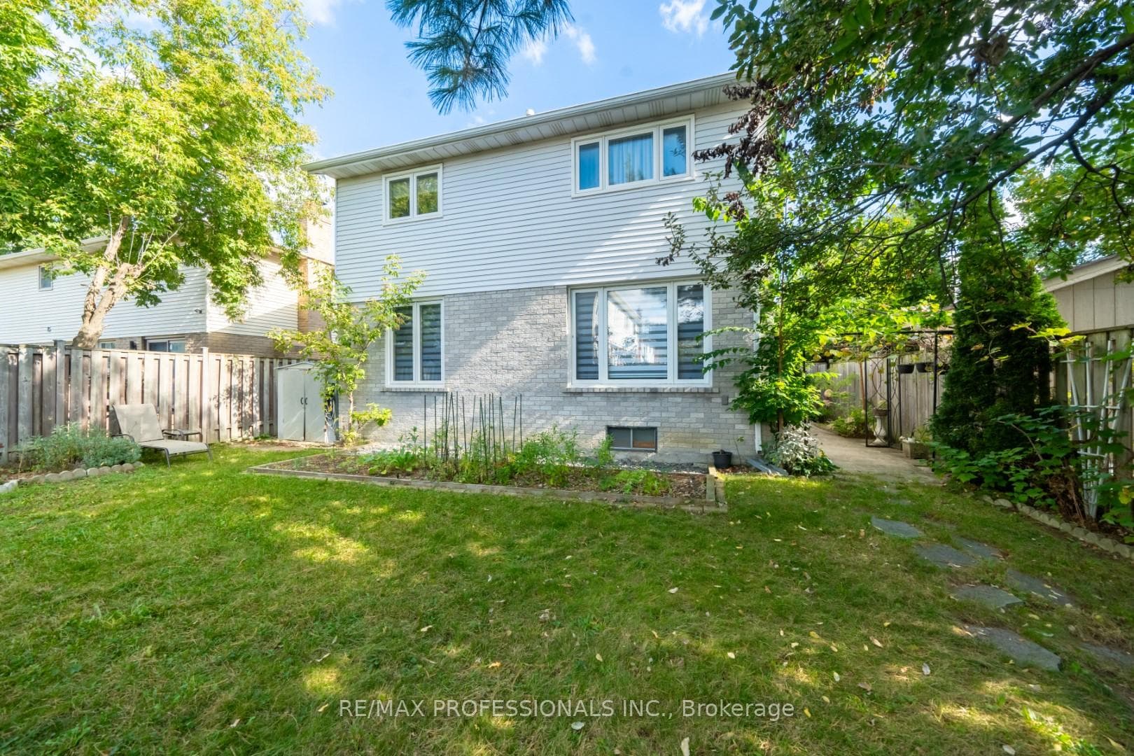 42 Reynier Drive photo 27