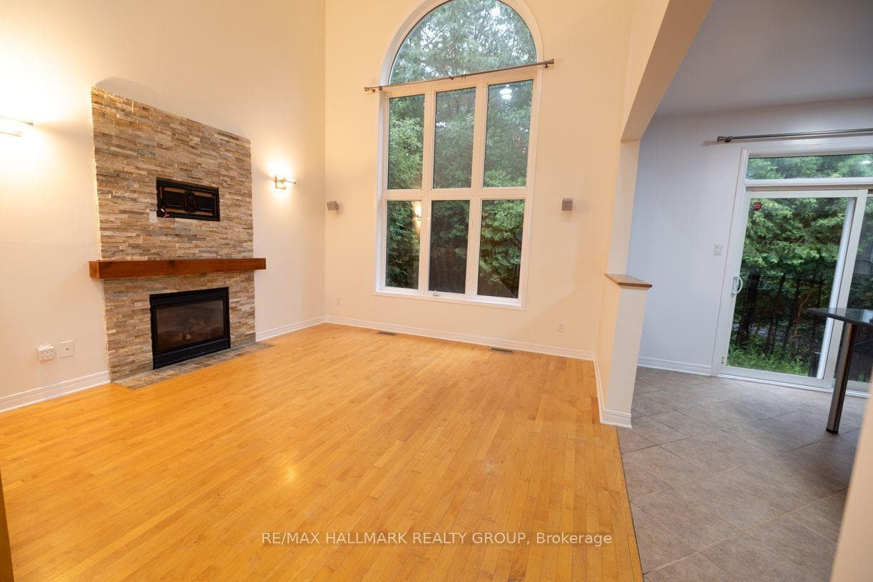 281 Goldridge Drive photo 18