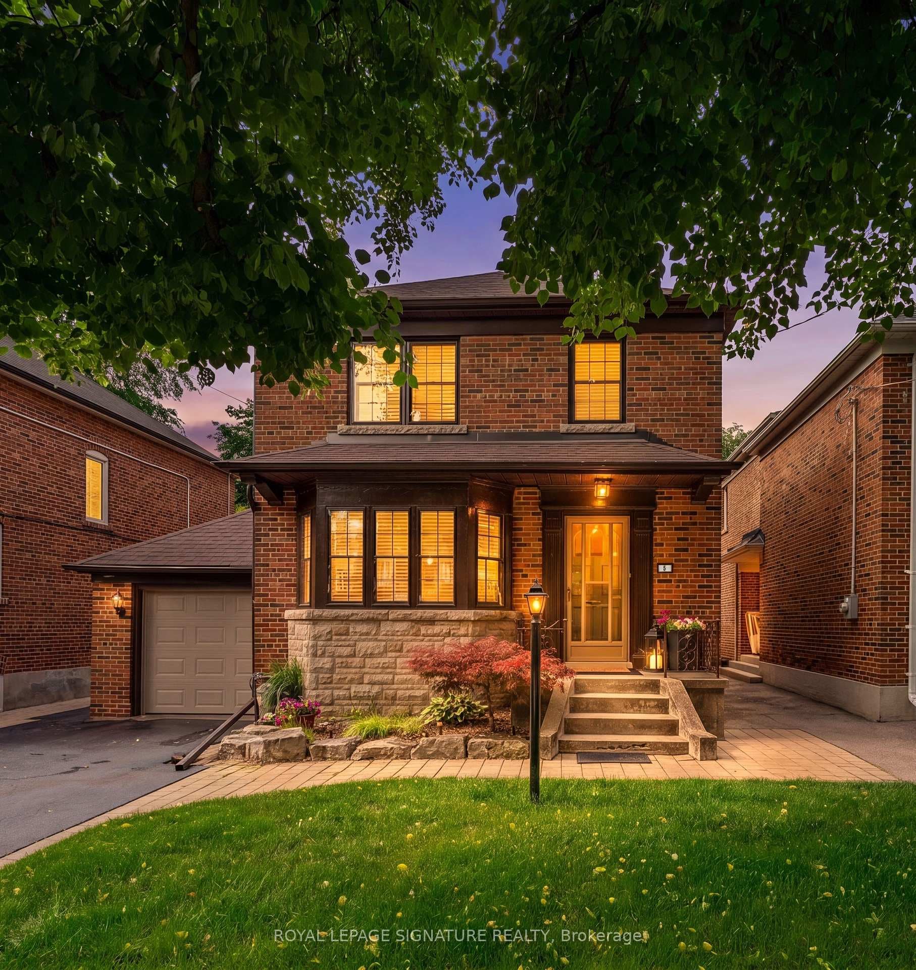 5 ARMOUR BOULEVARD