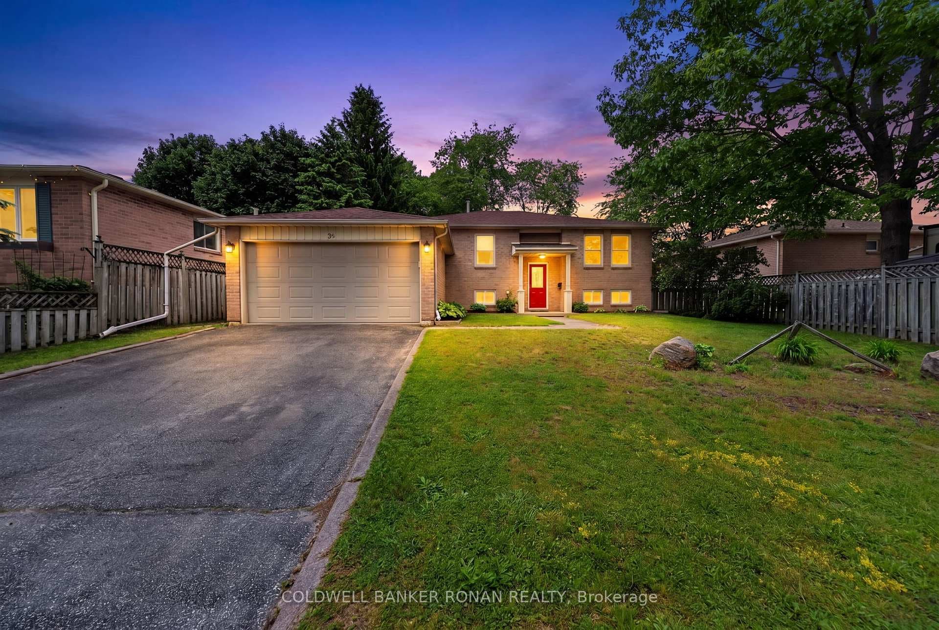 36 McCarthy Crescent photo 1
