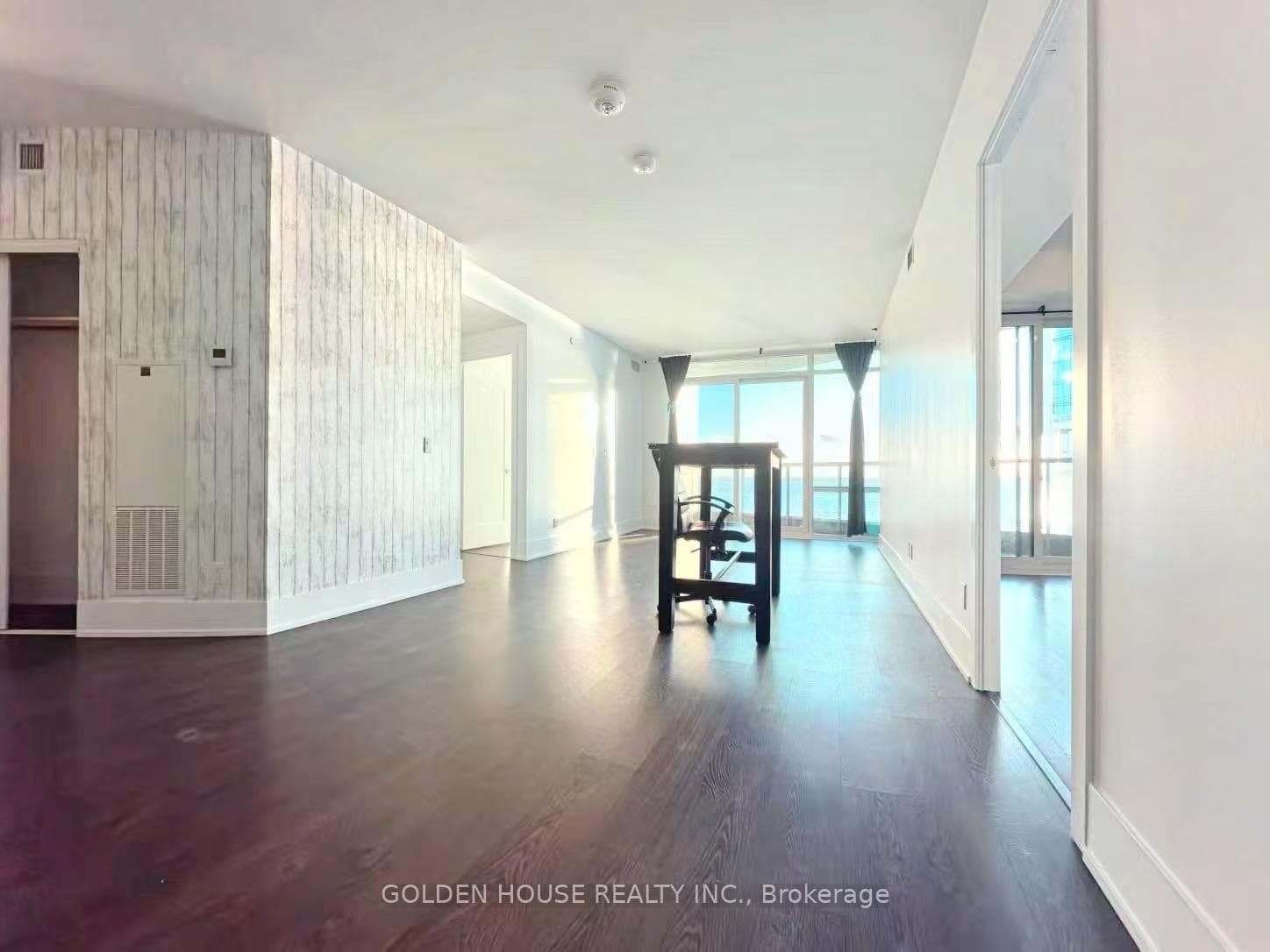 1 Edgewater Drive Unit 415 photo 10