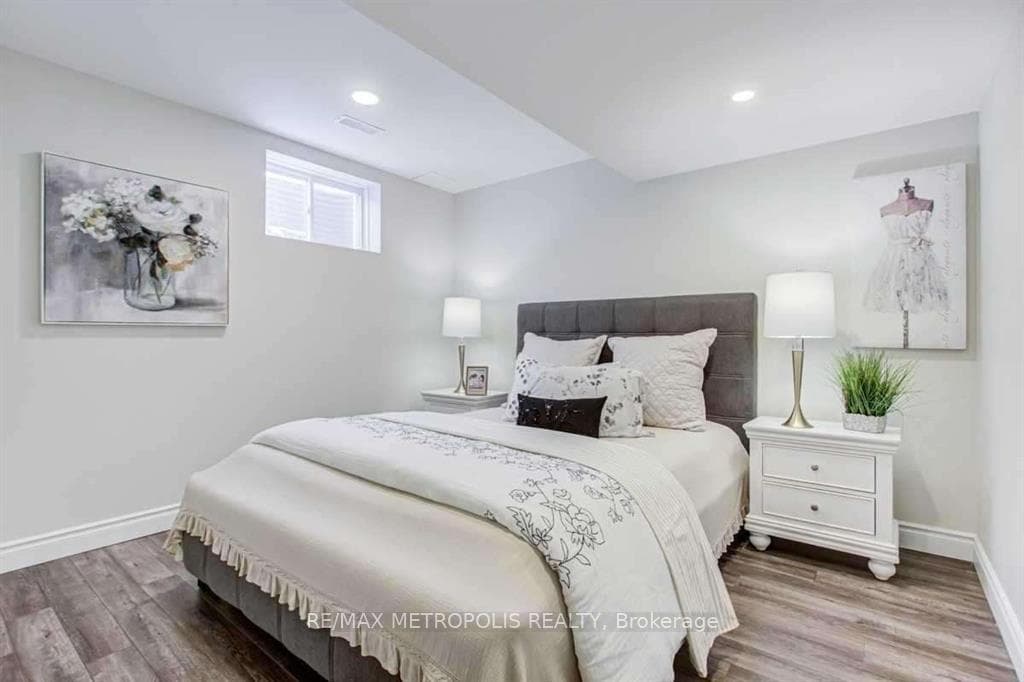 21 Corduroy Road photo 1