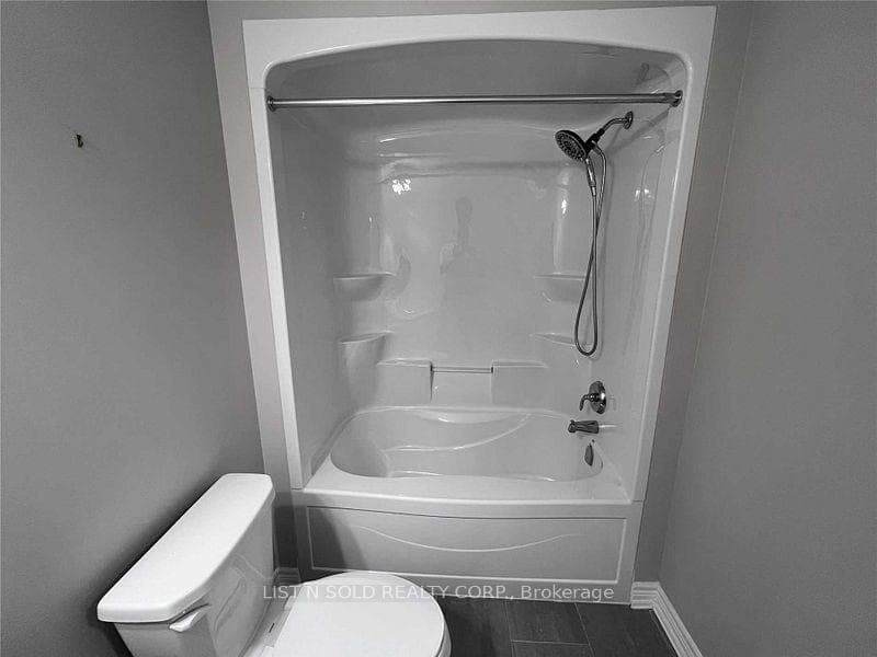 105 Spencer Avenue Unit 204 photo 9