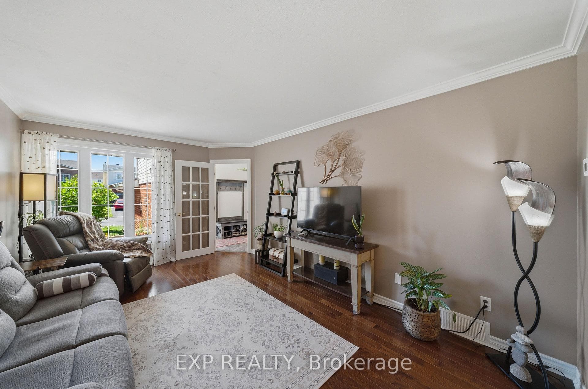 129 PIMPRENELLE Terrace photo 9