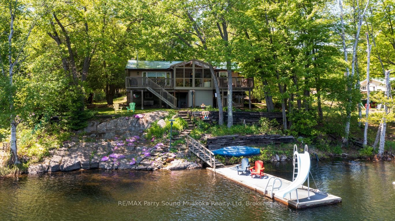Miller Lake 4 Season Cottage or Home!
