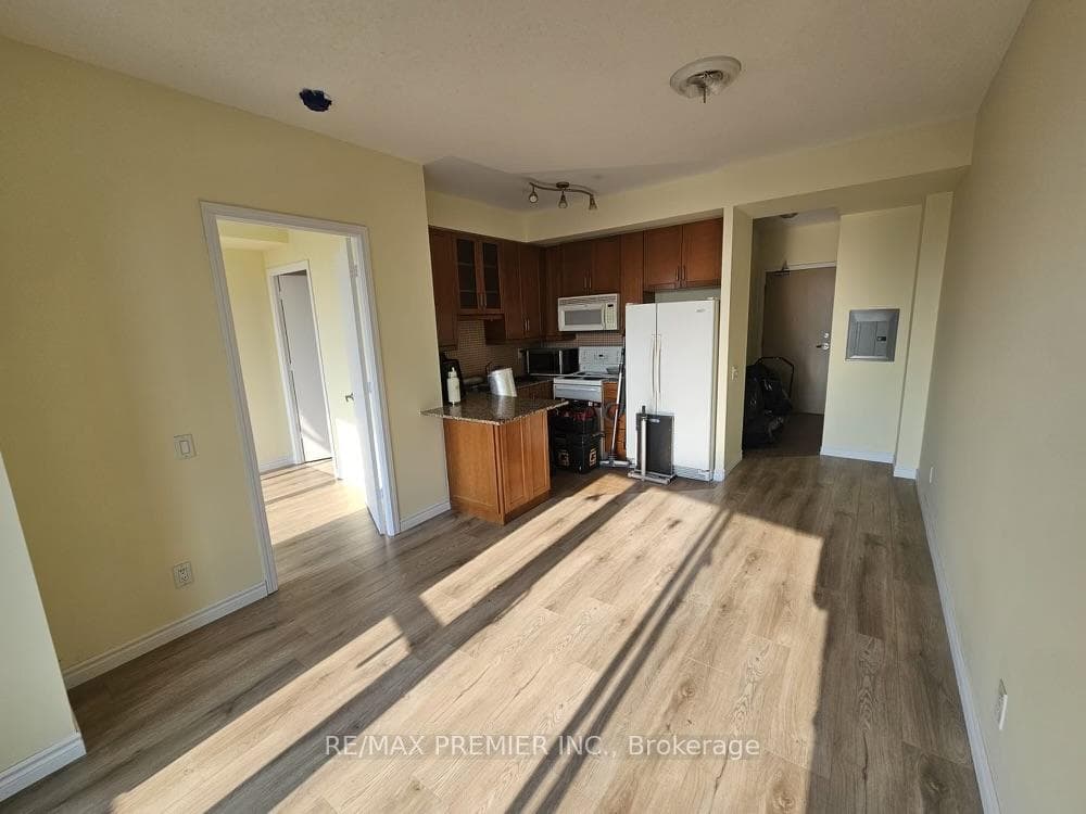 60 Byng Avenue Unit 2002 photo 4
