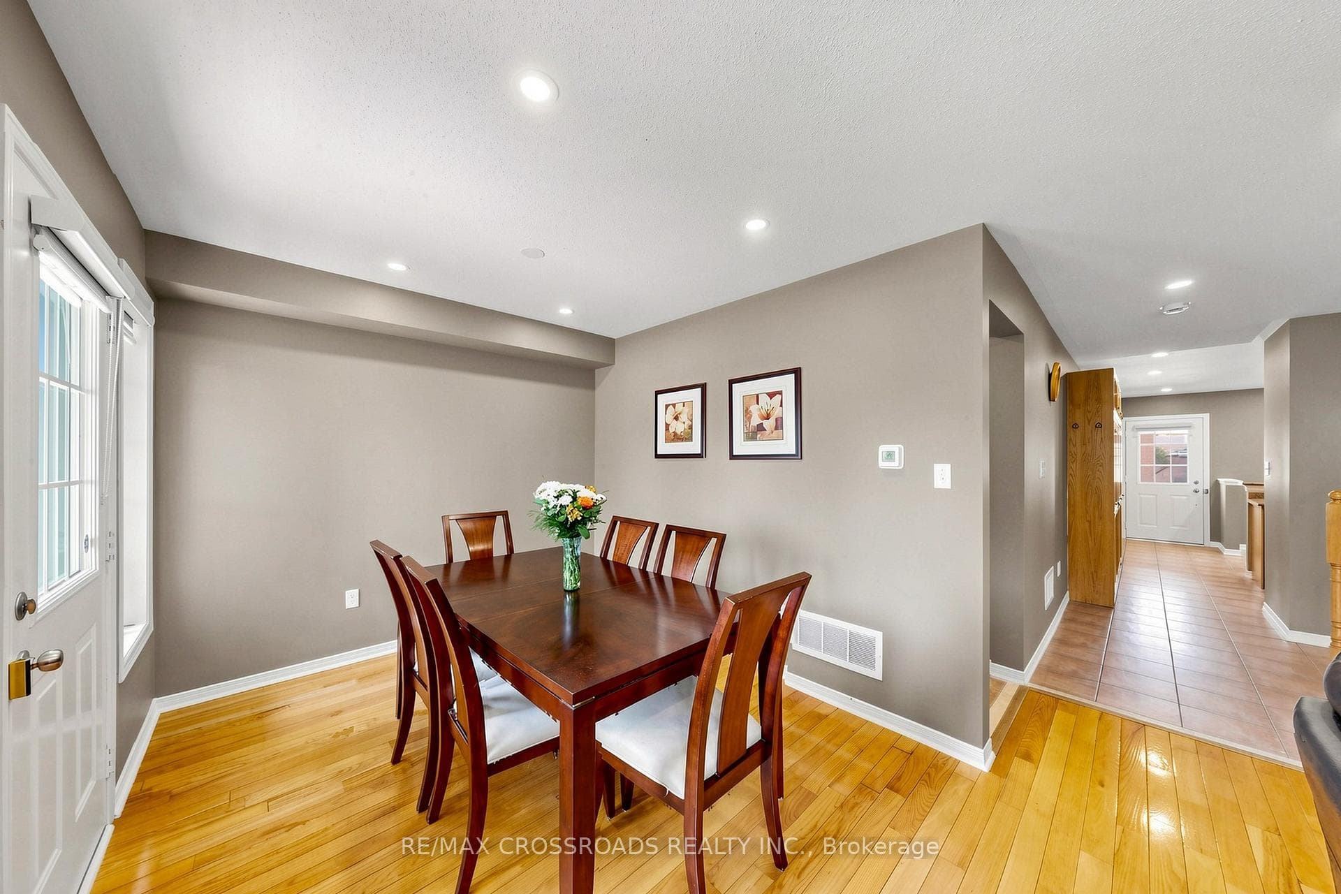 41 Prince Charles Way photo 12