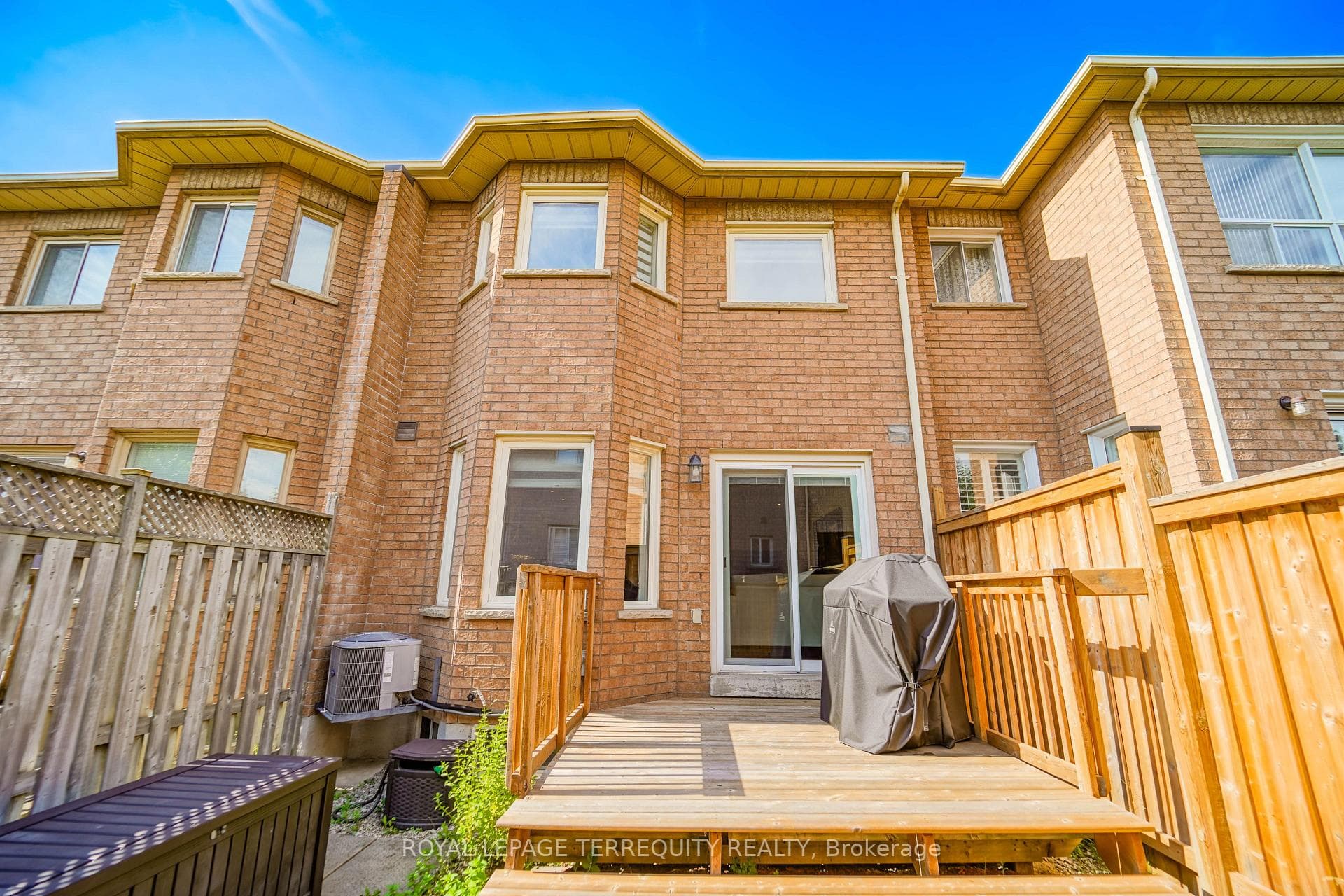 9 Stonebriar Drive photo 37