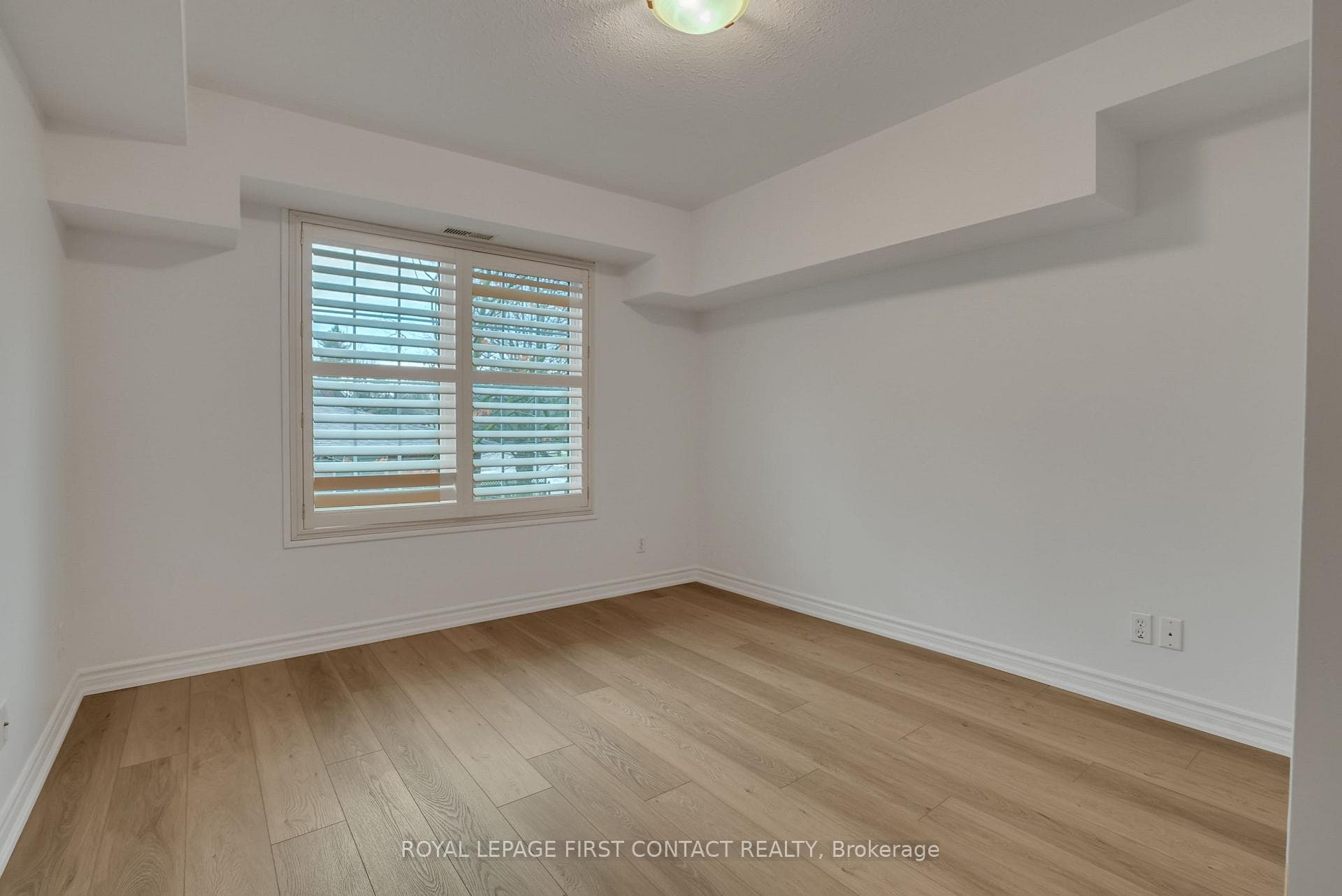 49 Jacobs Terrace Unit 215 photo 14