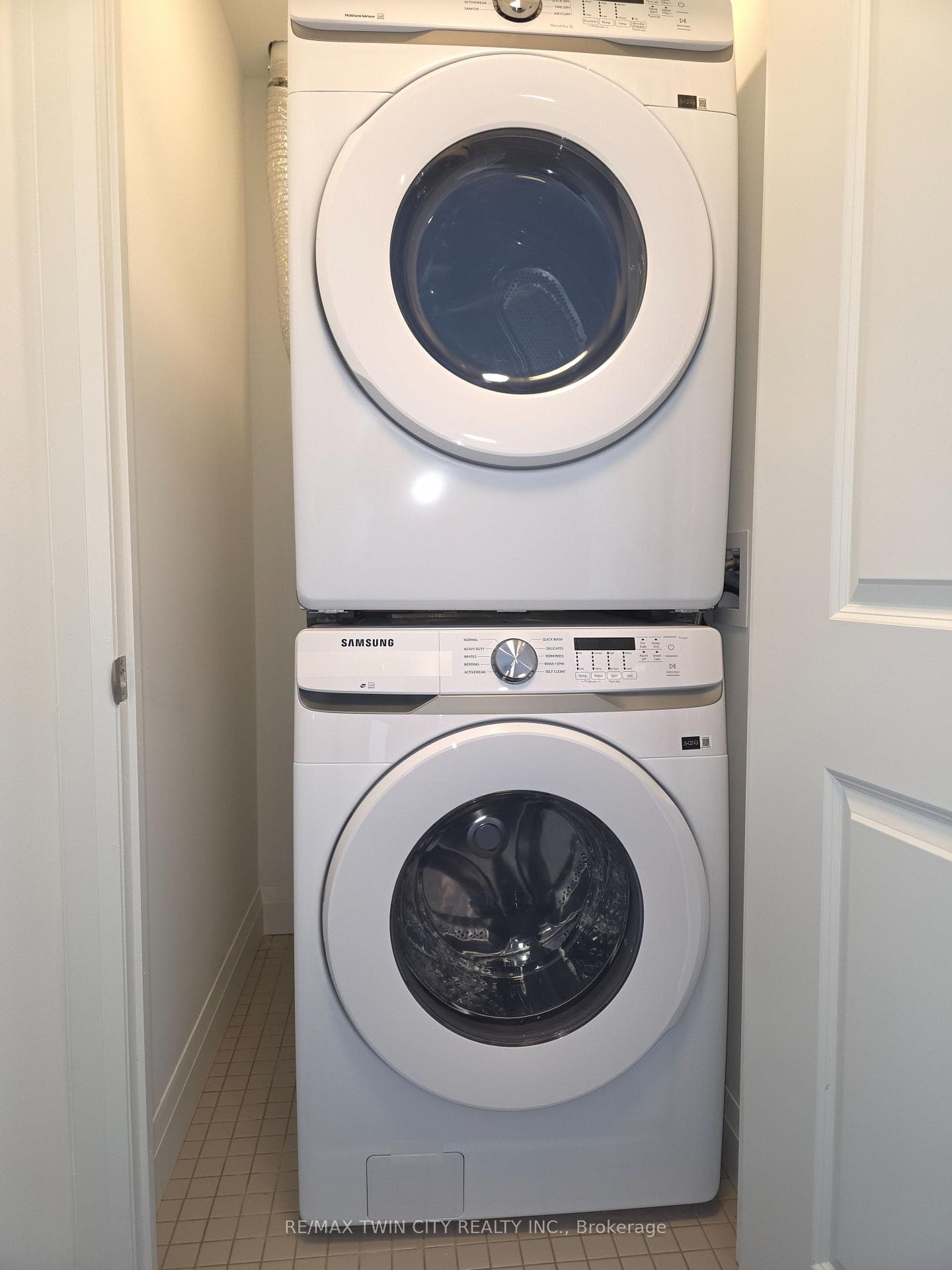 1333 Weber Street Unit 610 photo 9