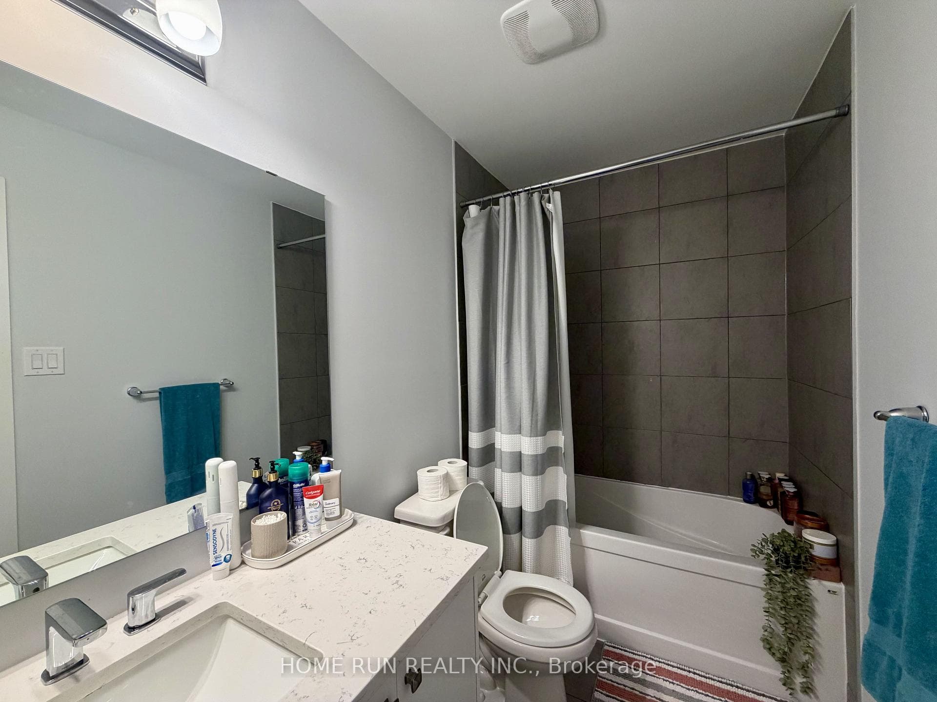 216 Billrian Cres Crescent photo 16