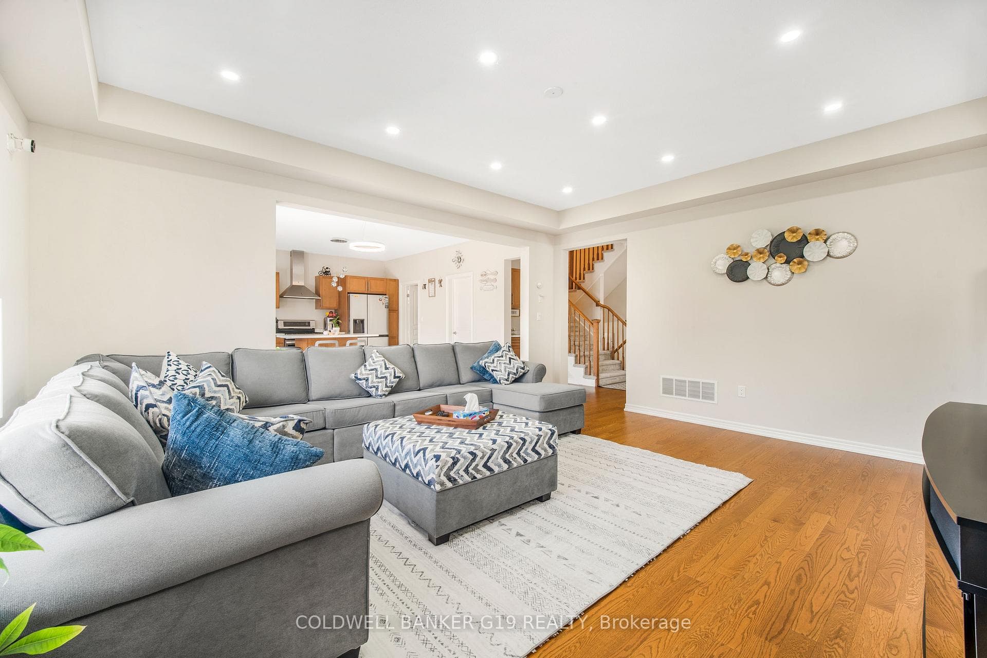 14 Riley Avenue photo 17