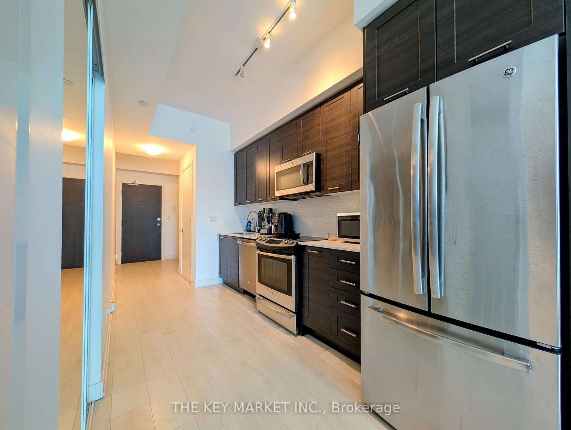 50 Bruyeres Mews Unit 730 photo 11