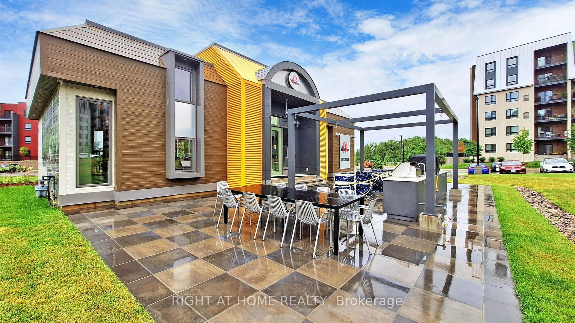 4 Spice Way Unit 208 photo 21