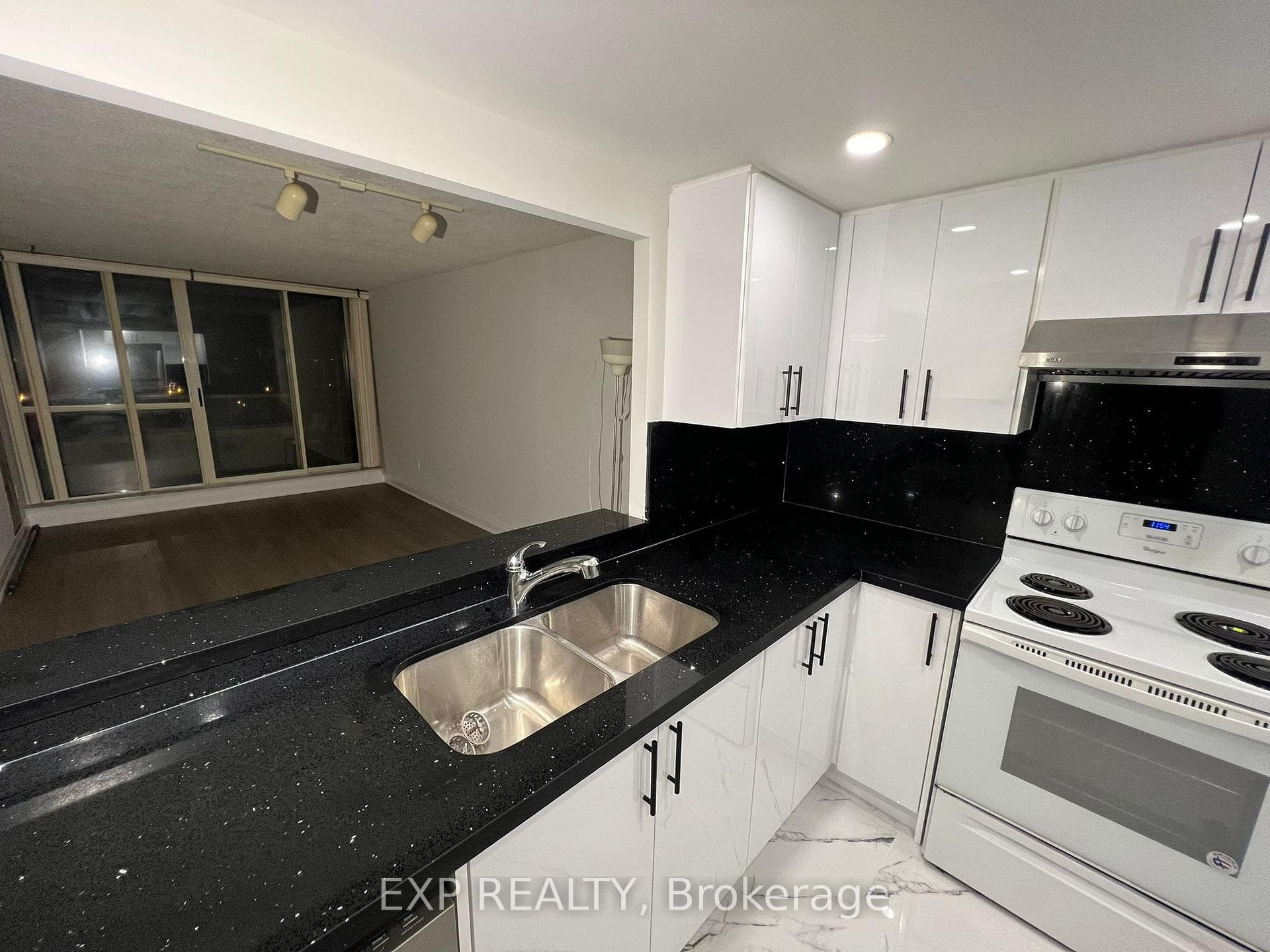 3 Greystone Walk Drive Unit 733 photo 8