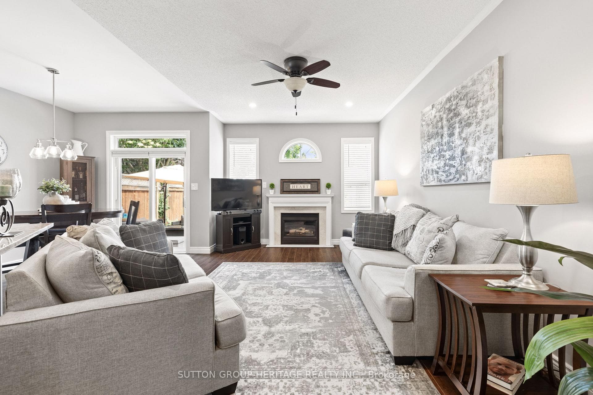 27 Kimberly Drive photo 17