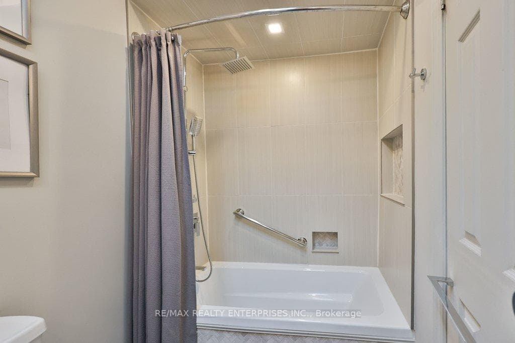 1106 Kos Boulevard photo 26