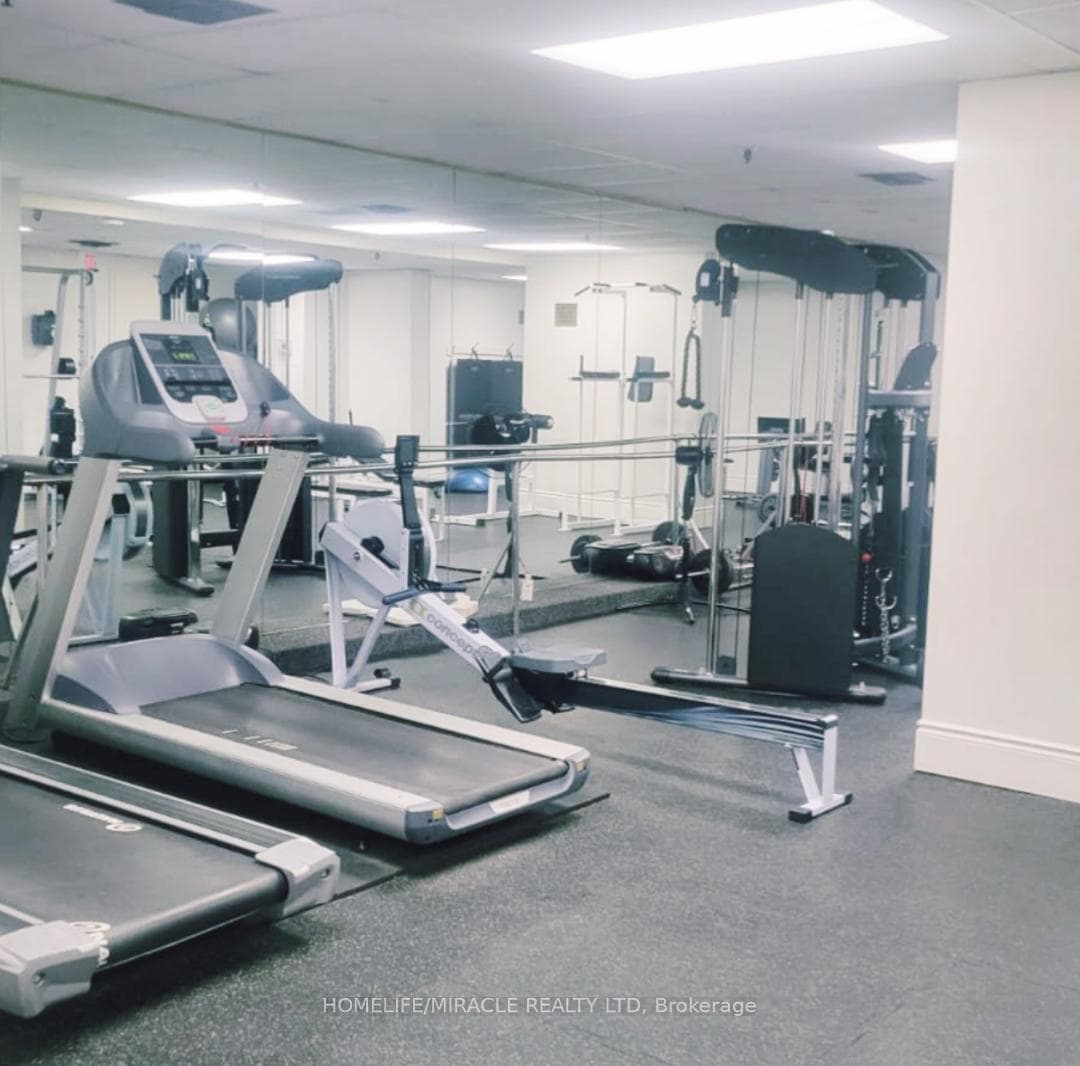 3845 Lake Shore Boulevard Unit 1512 photo 15