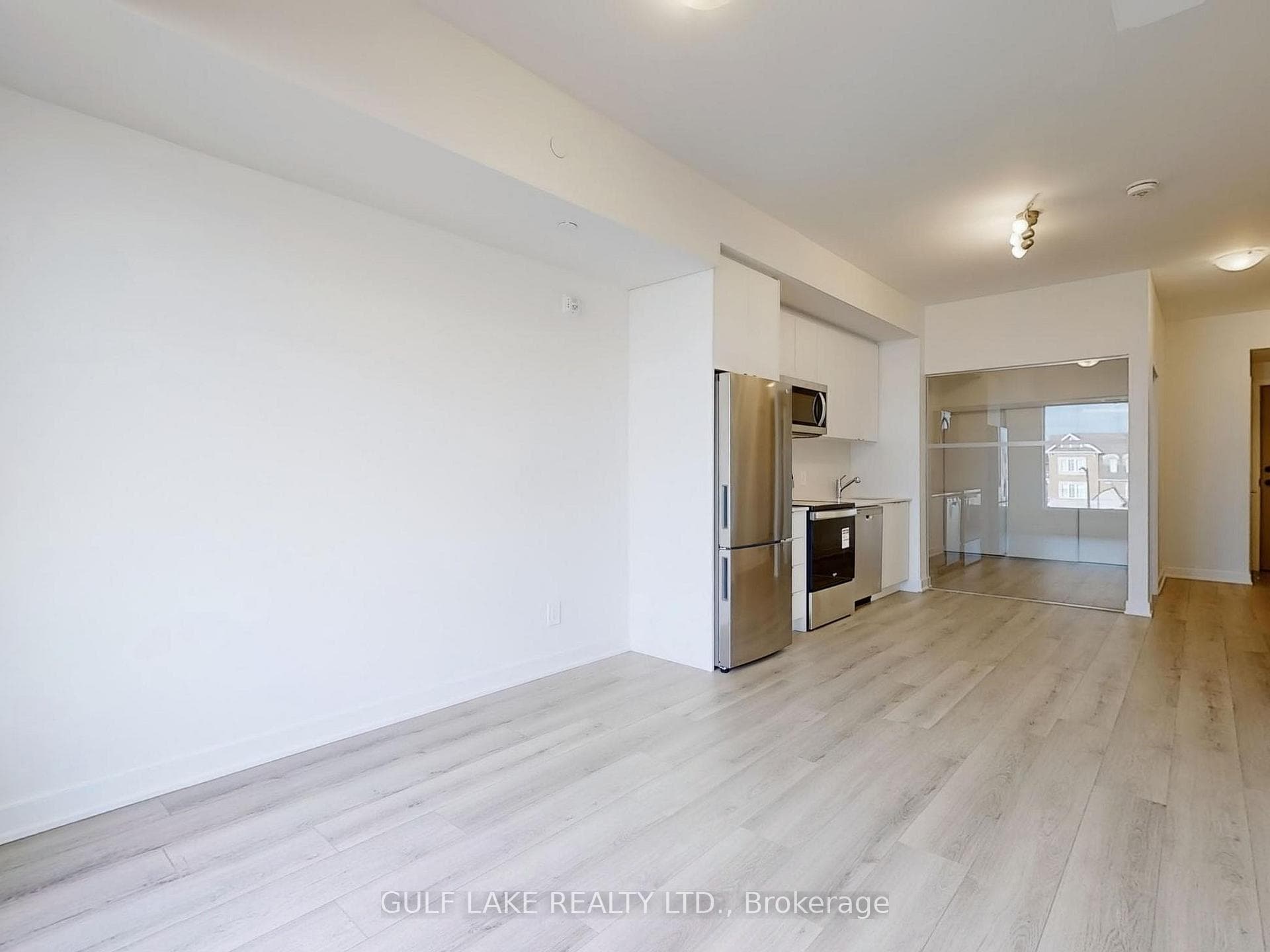 1440 Clarriage Court Unit 313 photo 6