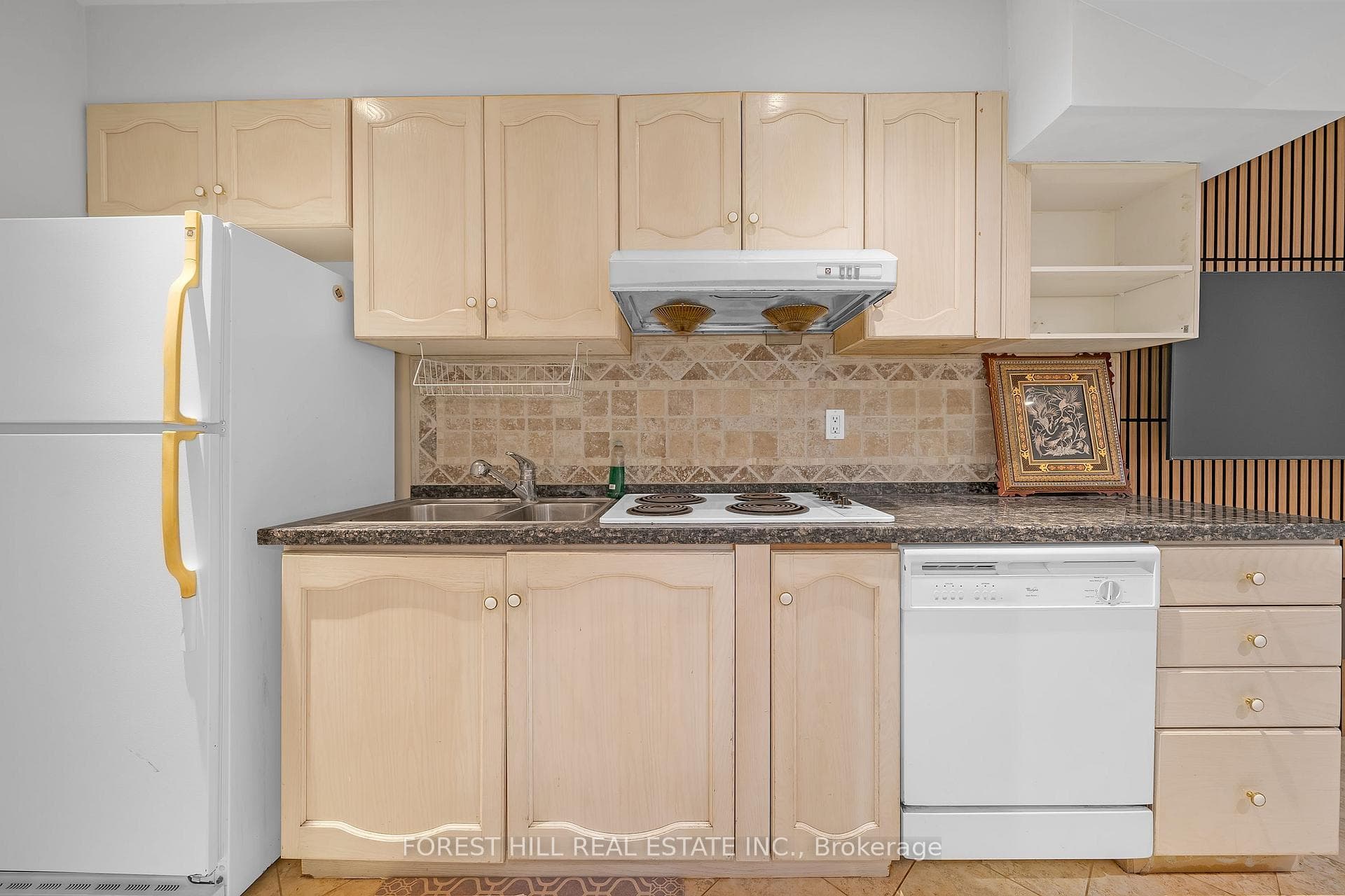 106 Nipigon Avenue Unit Bsmt A photo 12