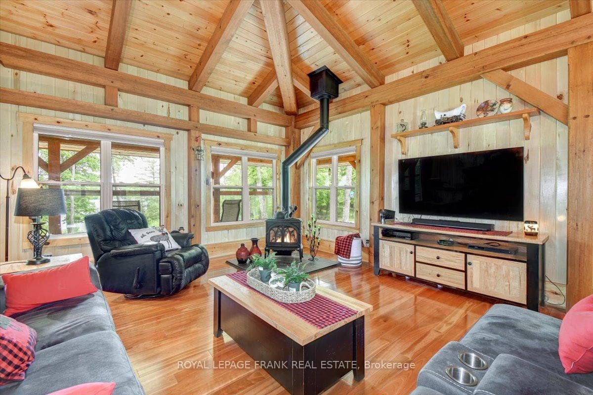 944 Steenburg Lake Road photo 12