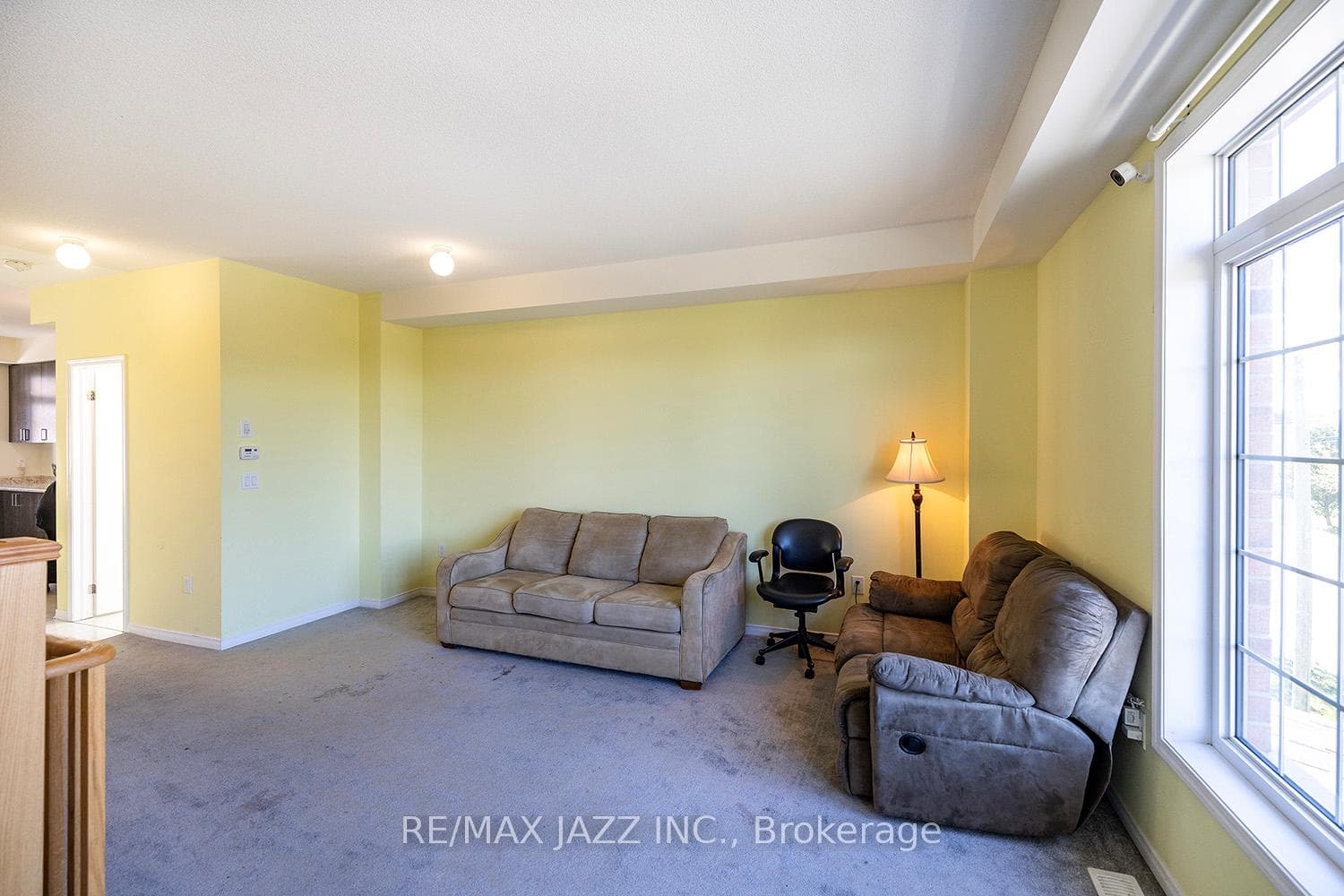 517 Old Harwood Avenue photo 19