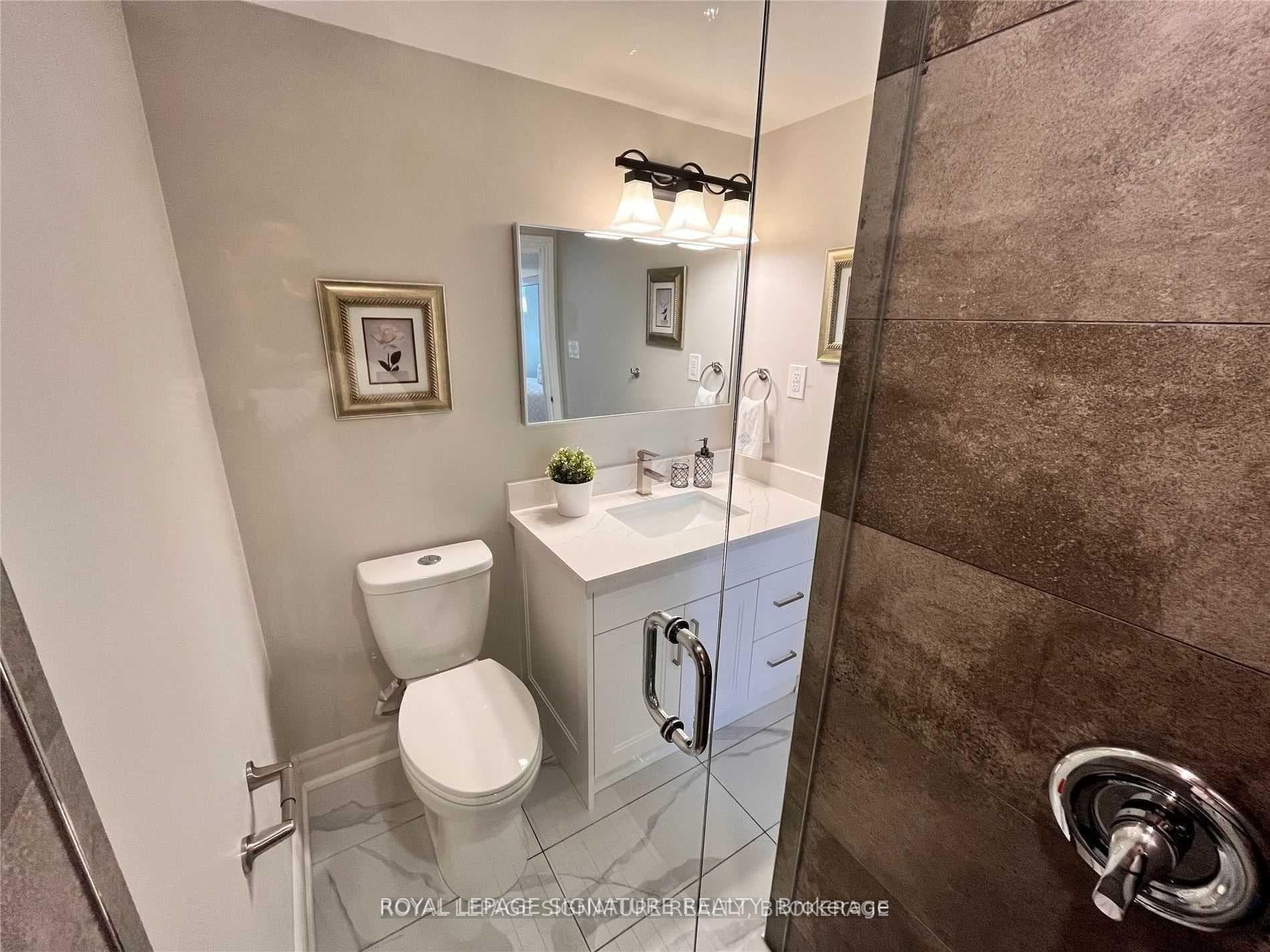 123 Bowman Avenue Unit Lower photo 8
