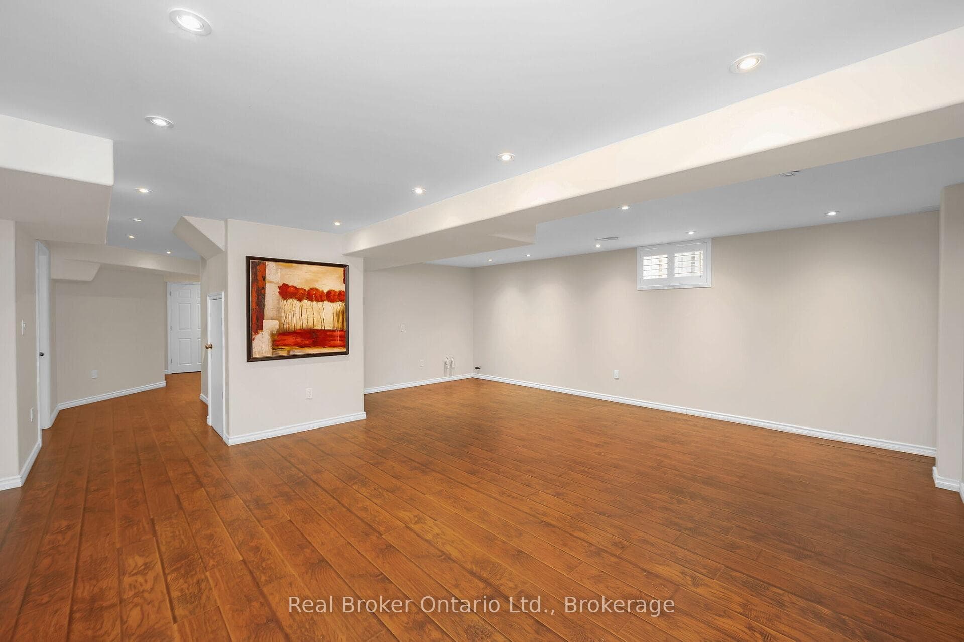72 Sidney Crescent photo 34