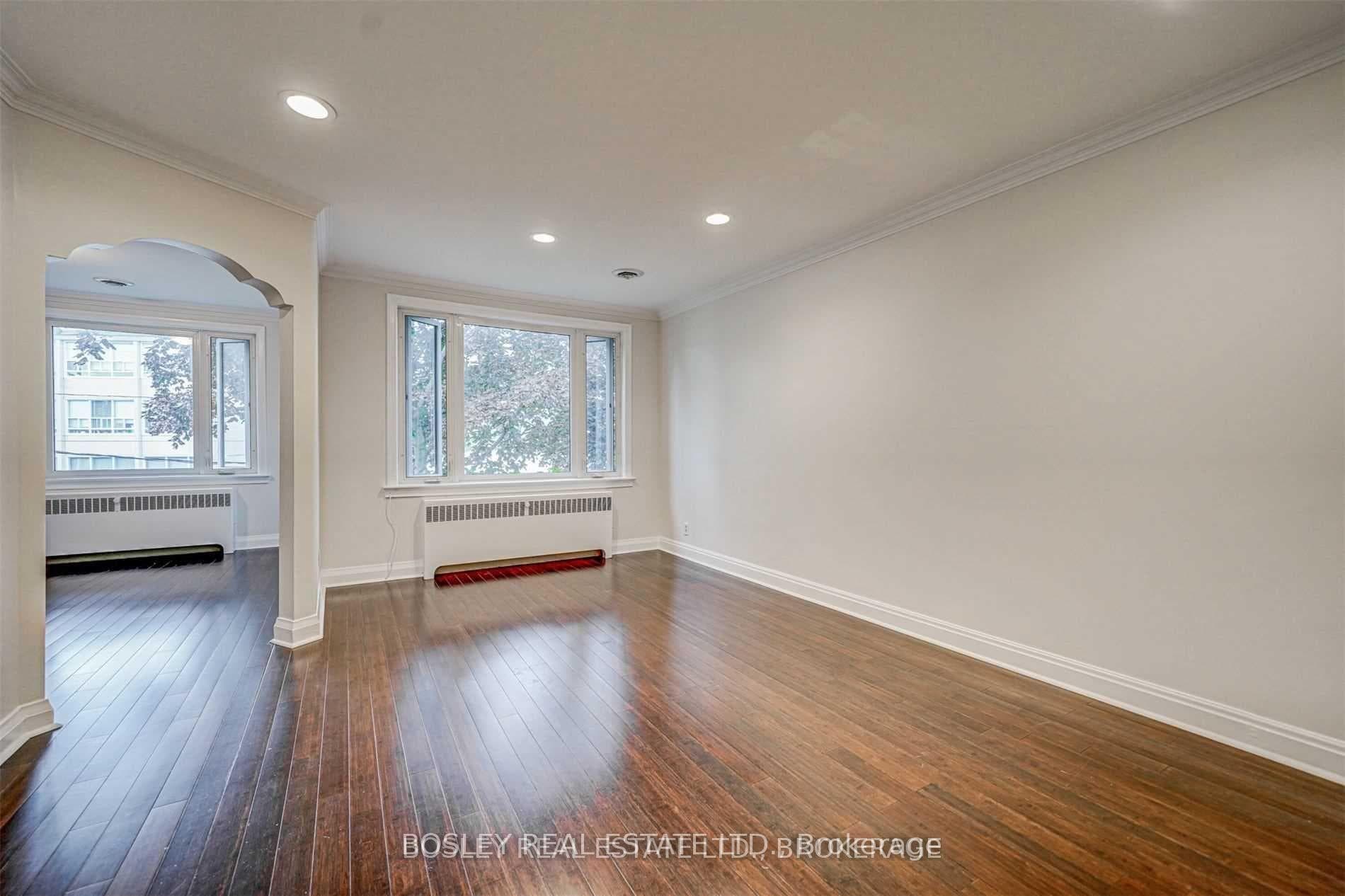 3 Warwick Avenue Unit 4 photo 7