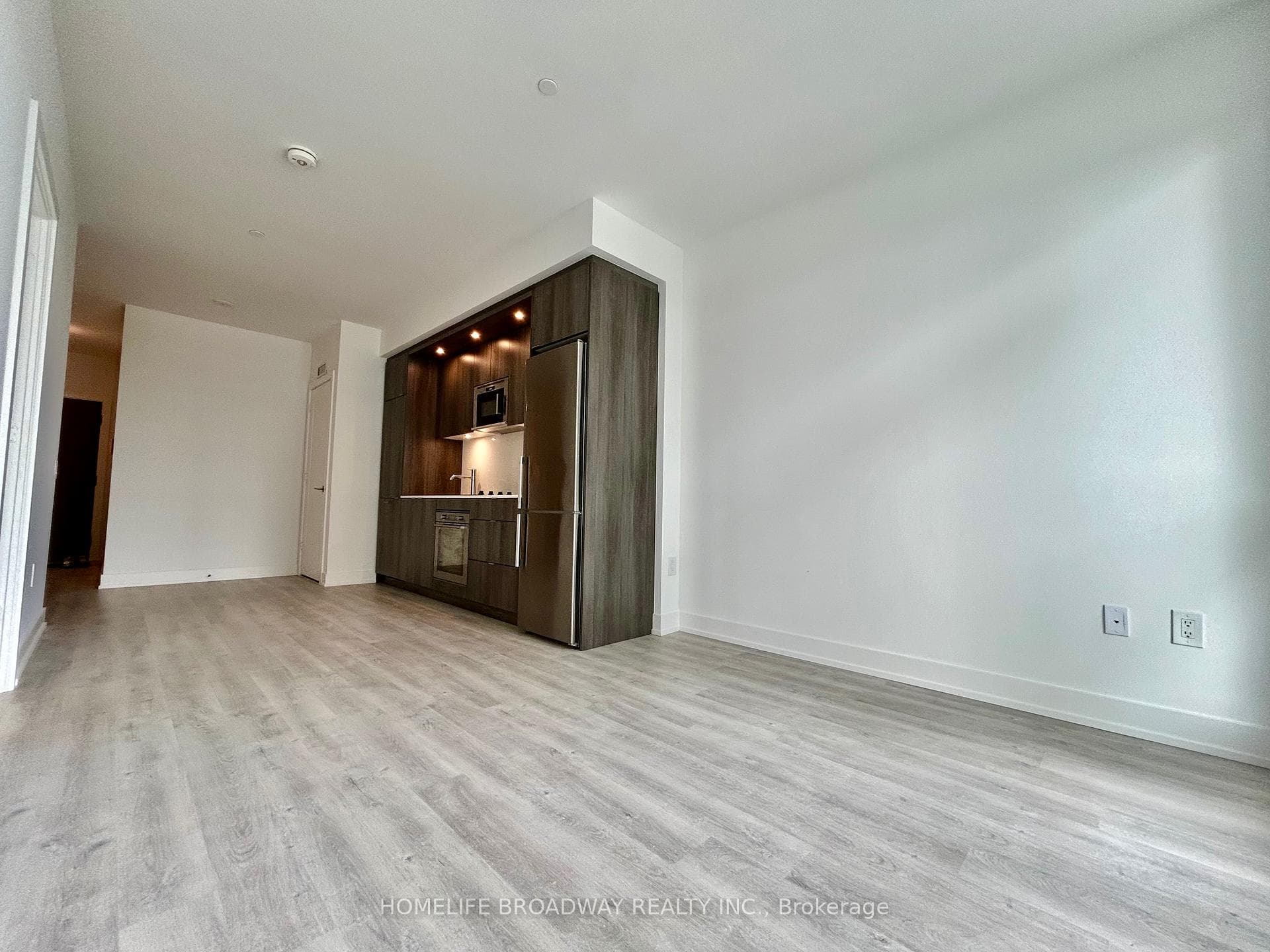 30 Inn On The Park Drive Unit 623 photo 4