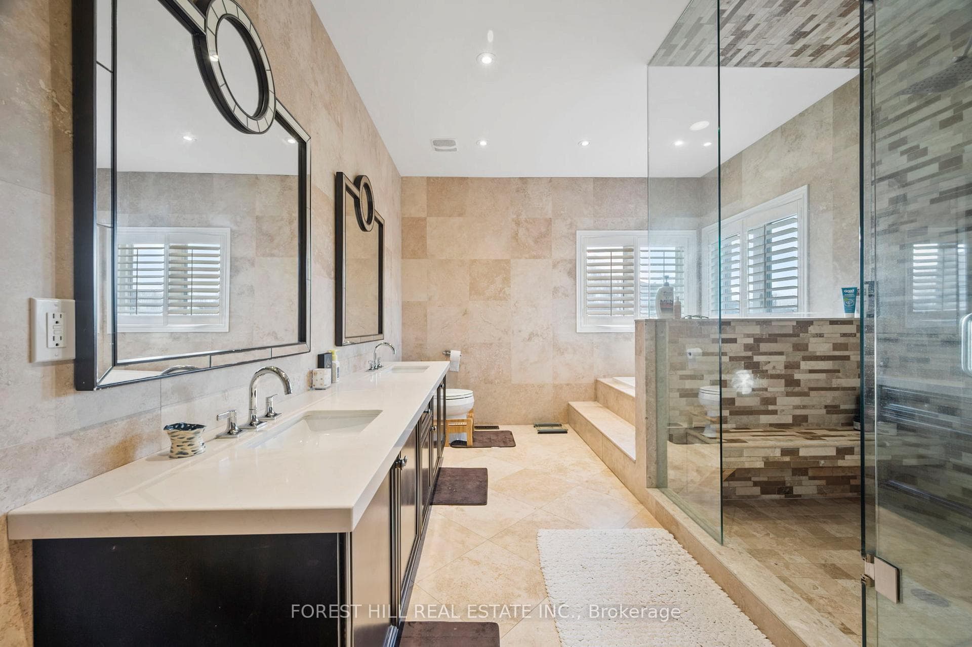 24 Nosson Place photo 31
