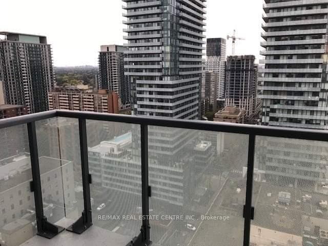 125 Redpath Ave Avenue Unit 2403 photo 23