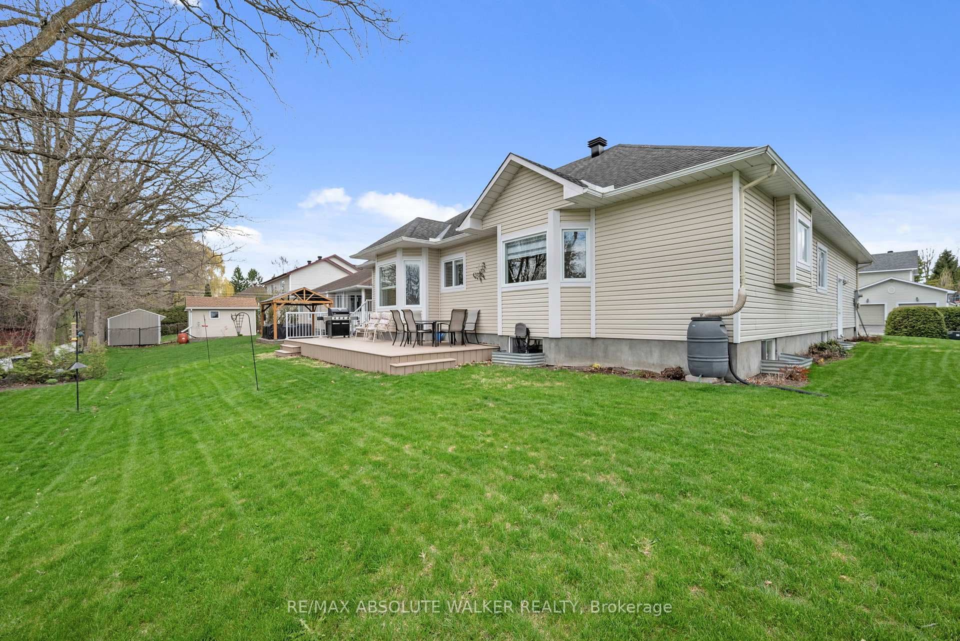 20 Mary Hill Crescent photo 31