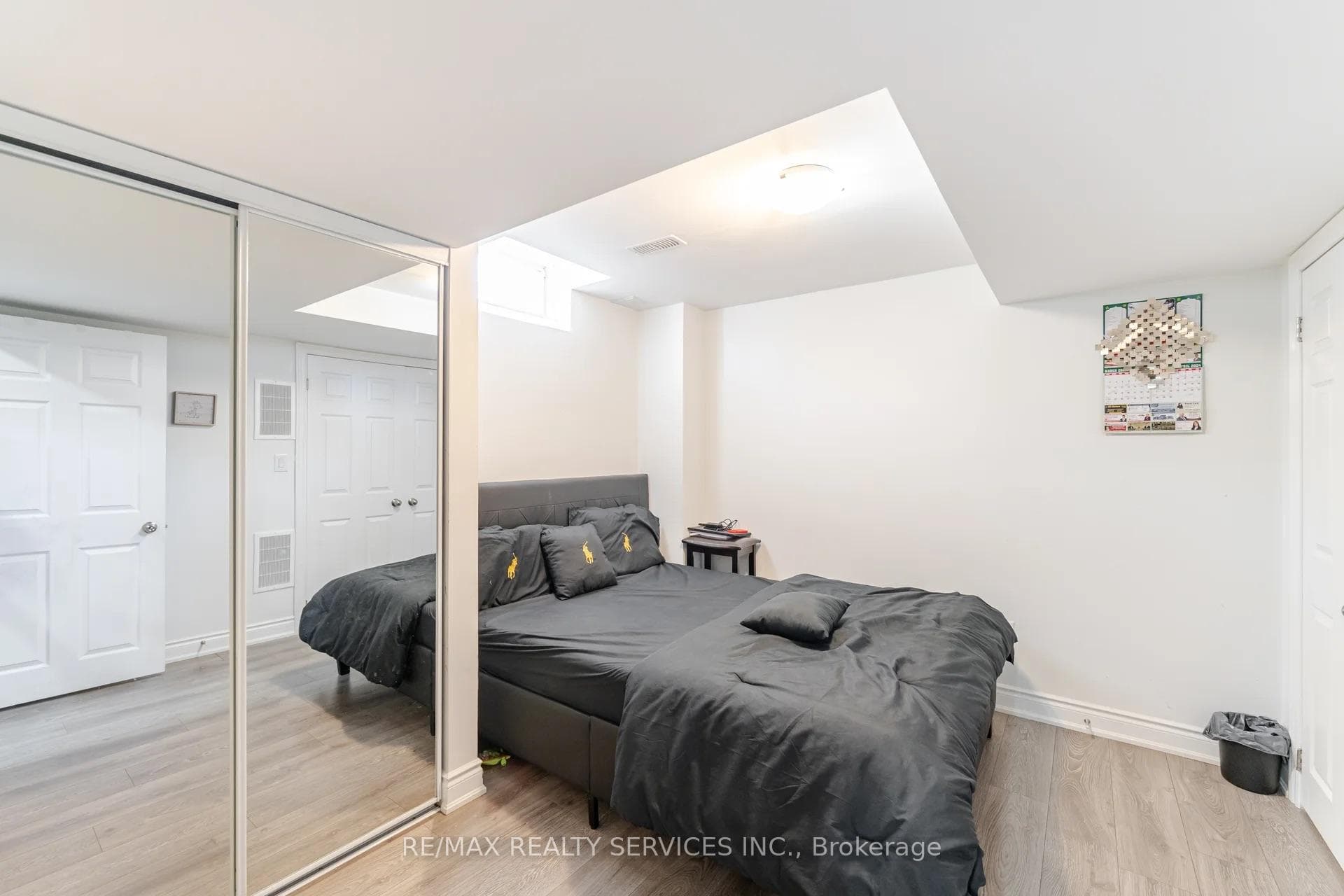 19 Billancourt Crescent photo 32