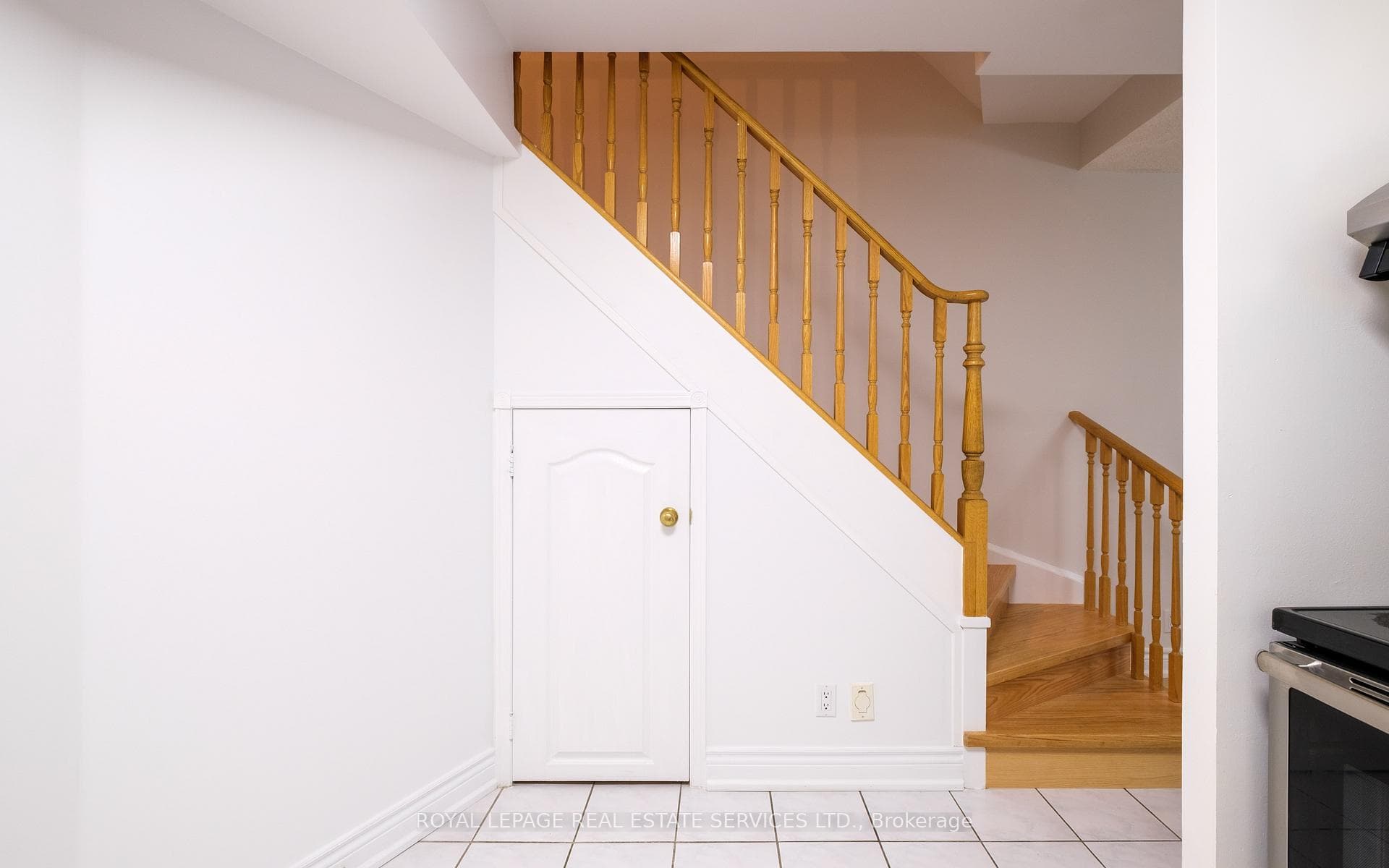 28 Sommerset Way Unit 1503 photo 13